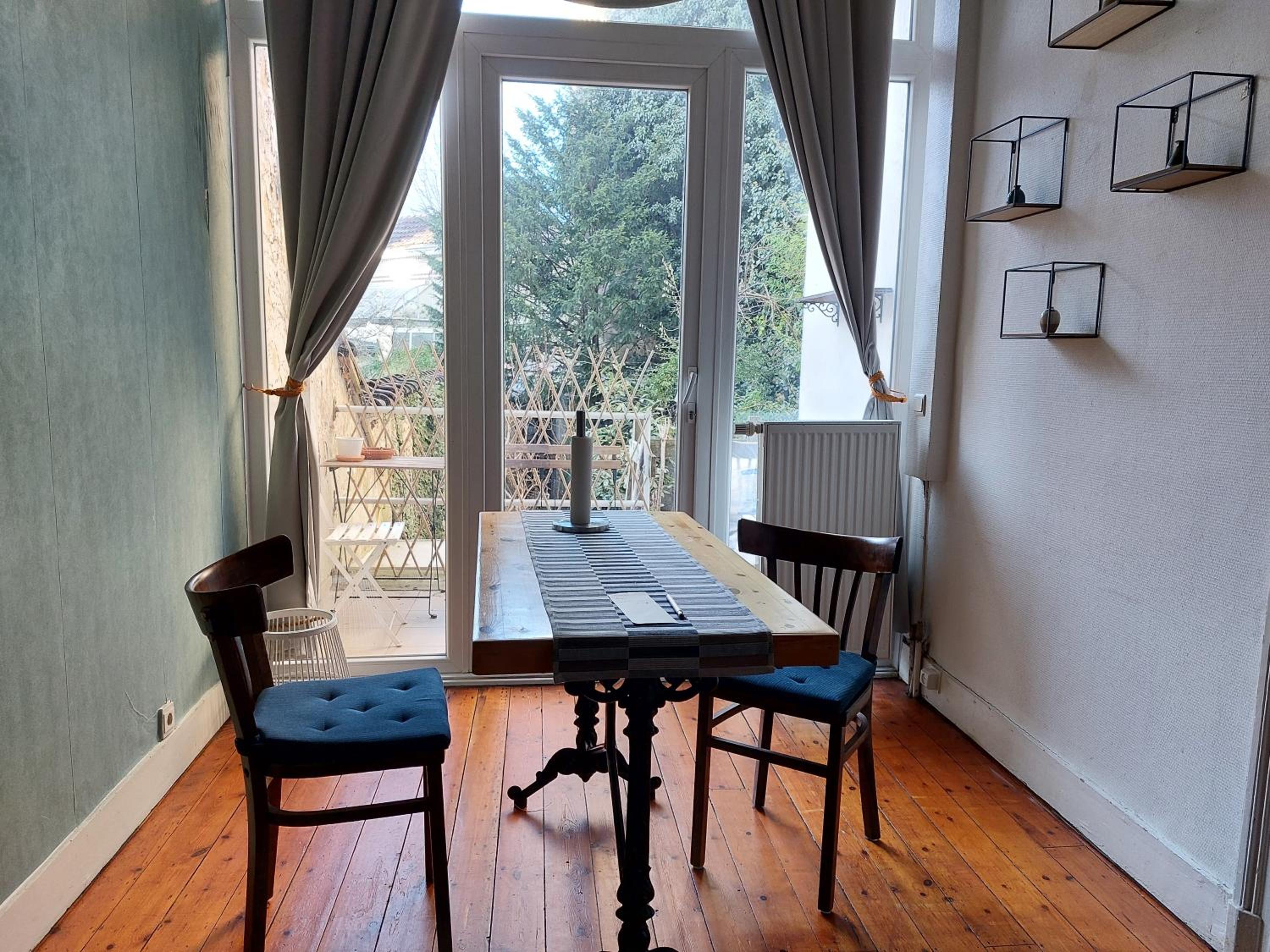 Chatelain Residence
