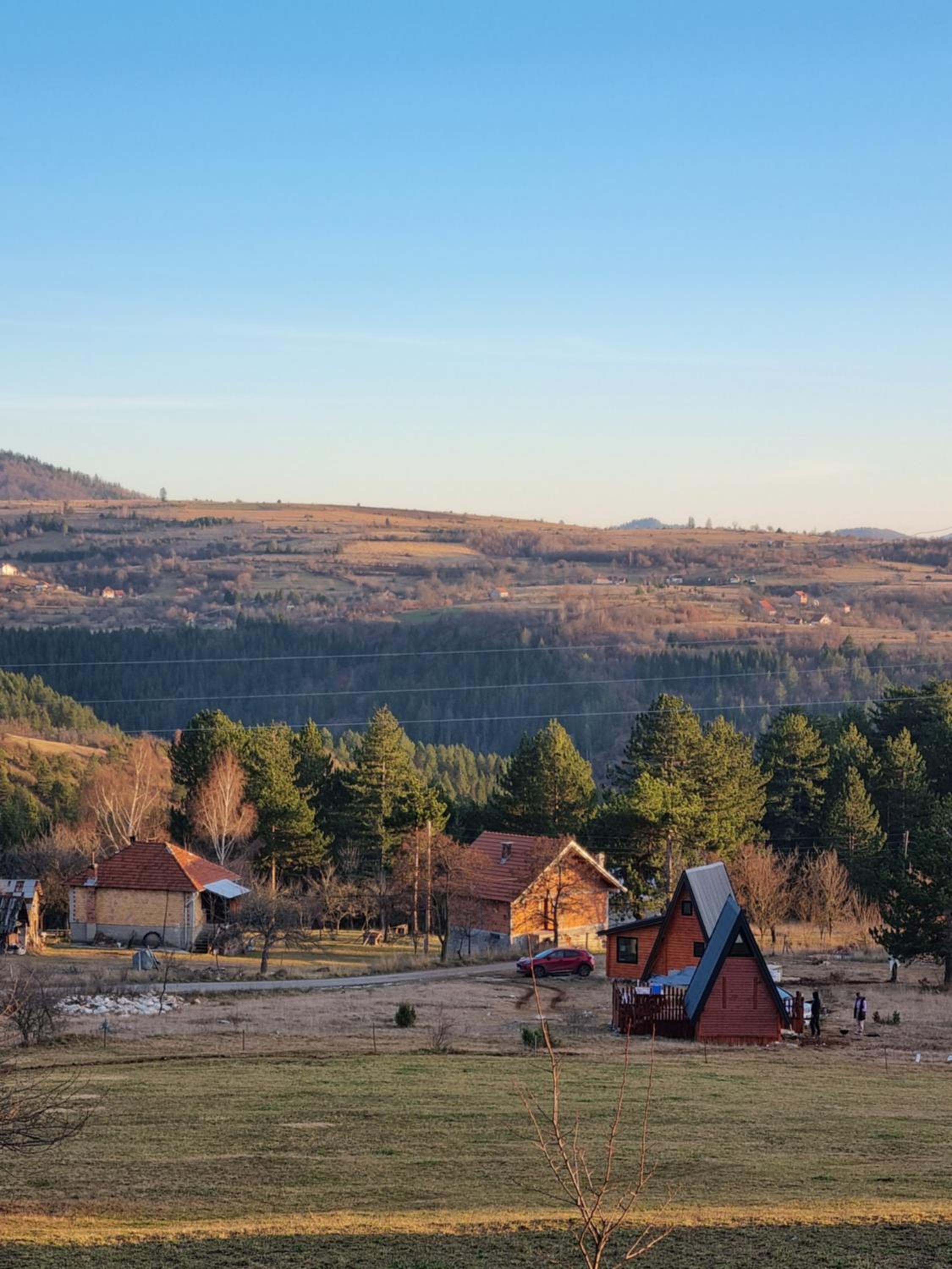 AA Pine vikendica za izdavanje u srcu Zapadne Srbije