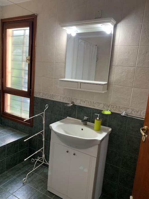 Mar y Asados - Chalet hasta 19 huéspedes con dos Parrillas