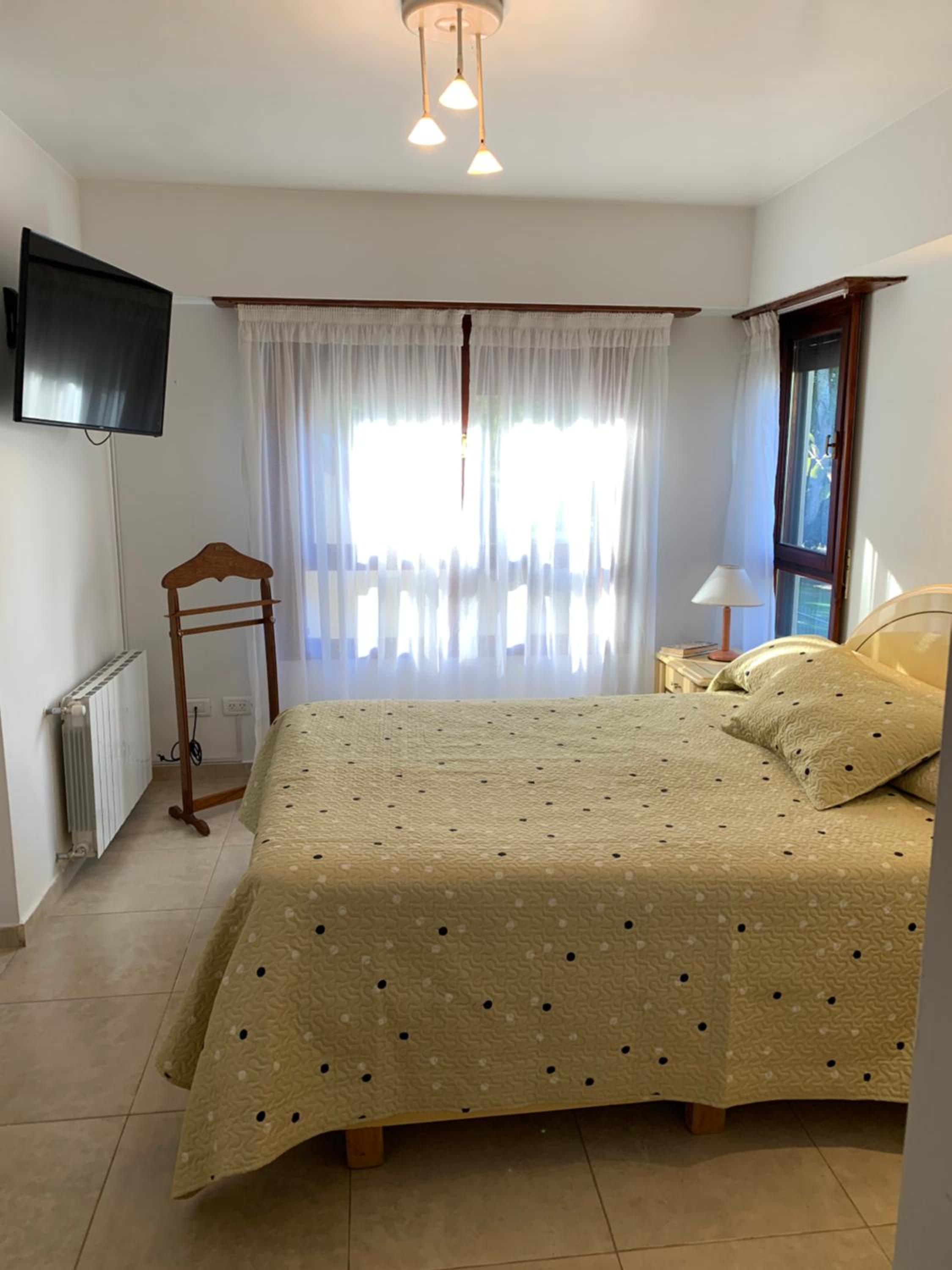 Mar y Asados - Chalet hasta 19 huéspedes con dos Parrillas