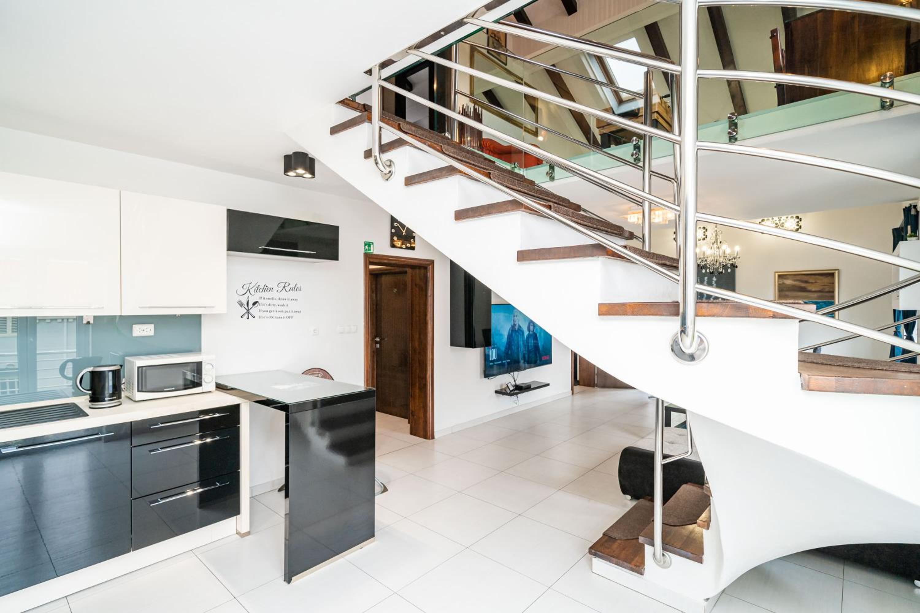 Villa Mikica - above Sunset beach