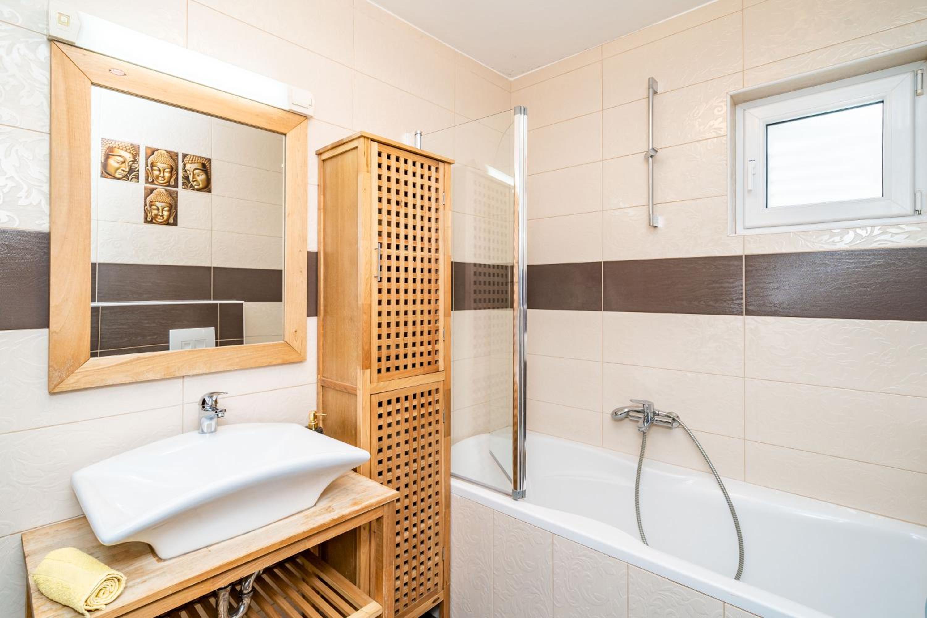 Villa Mikica - above Sunset beach