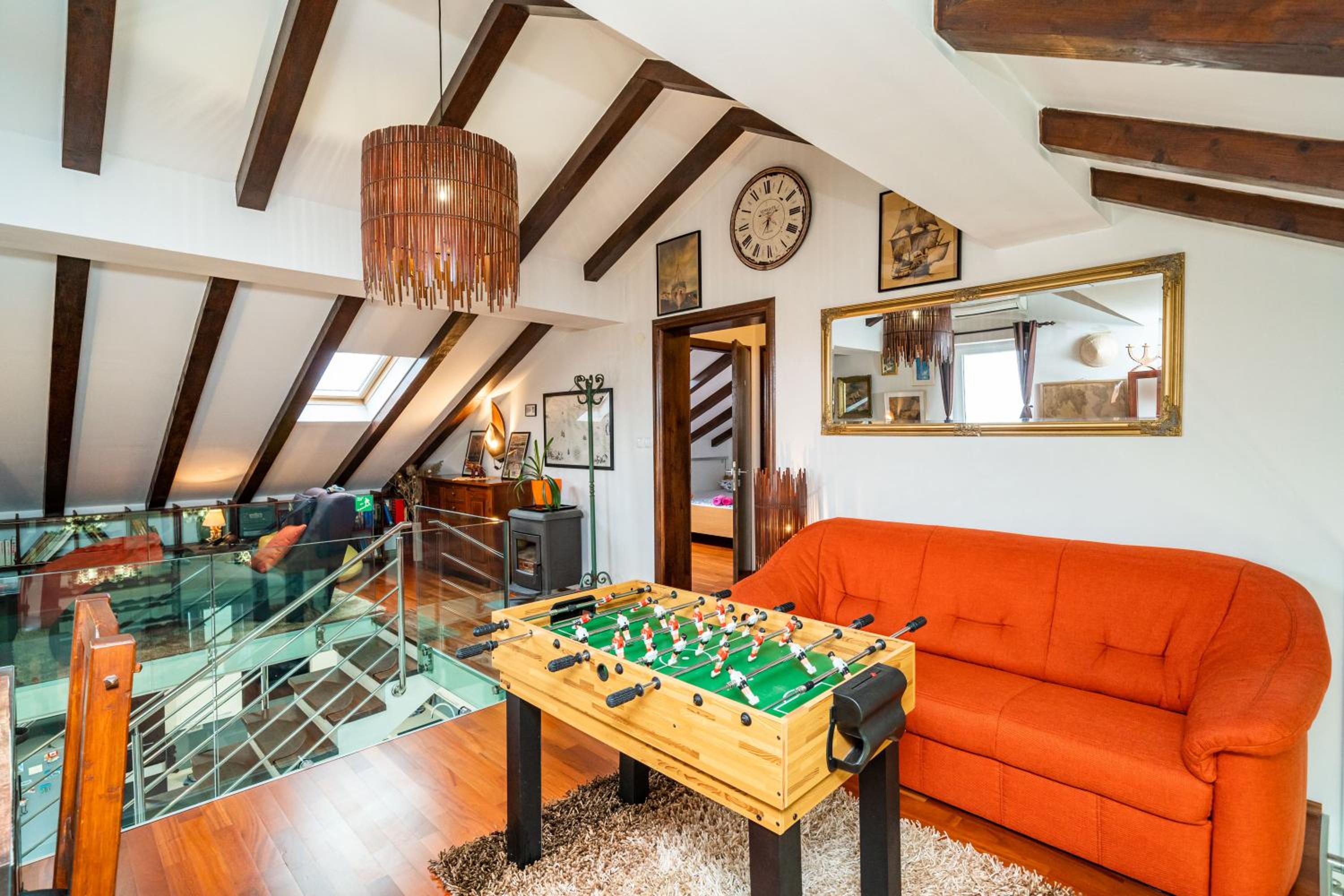 Villa Mikica - above Sunset beach