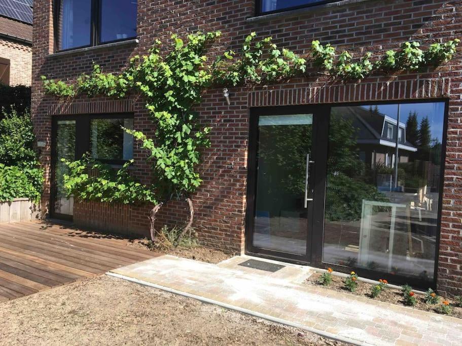 'het T-huisje' volledig ingerichte studio