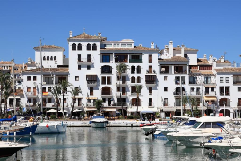 Apartamento entero con solárium en Sabinillas, con piscina y al lado del Puerto de la Duquesa view 5