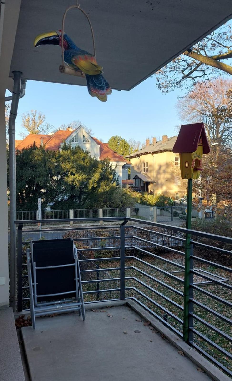 Stilvolle Wohnung in Elbnähe mit Balkon, Parkplatz