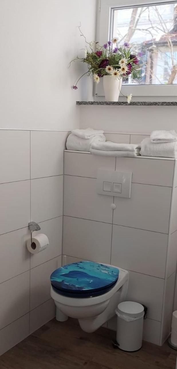 Stilvolle Wohnung in Elbnähe mit Balkon, Parkplatz