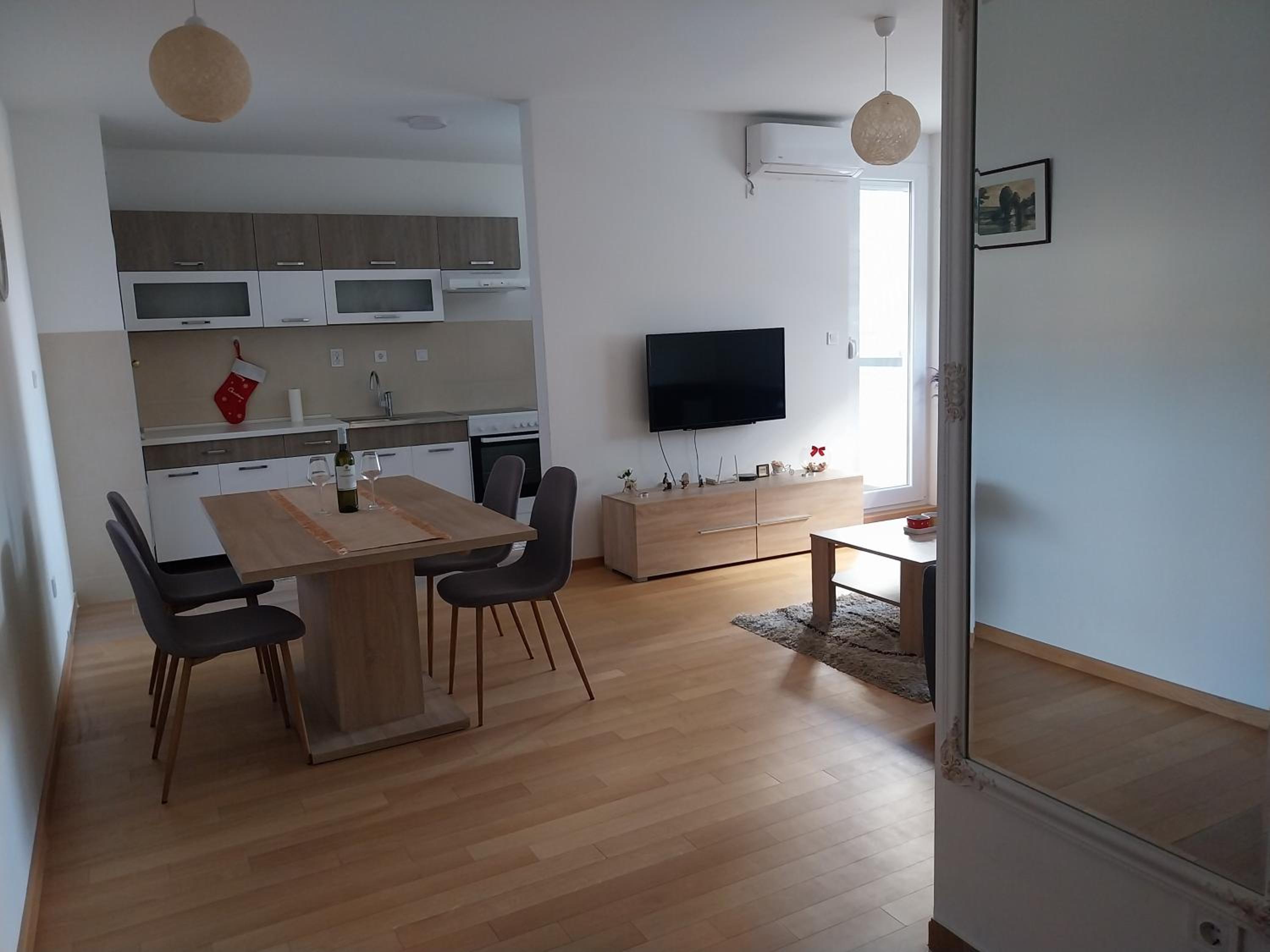 Delta Lux Apartment