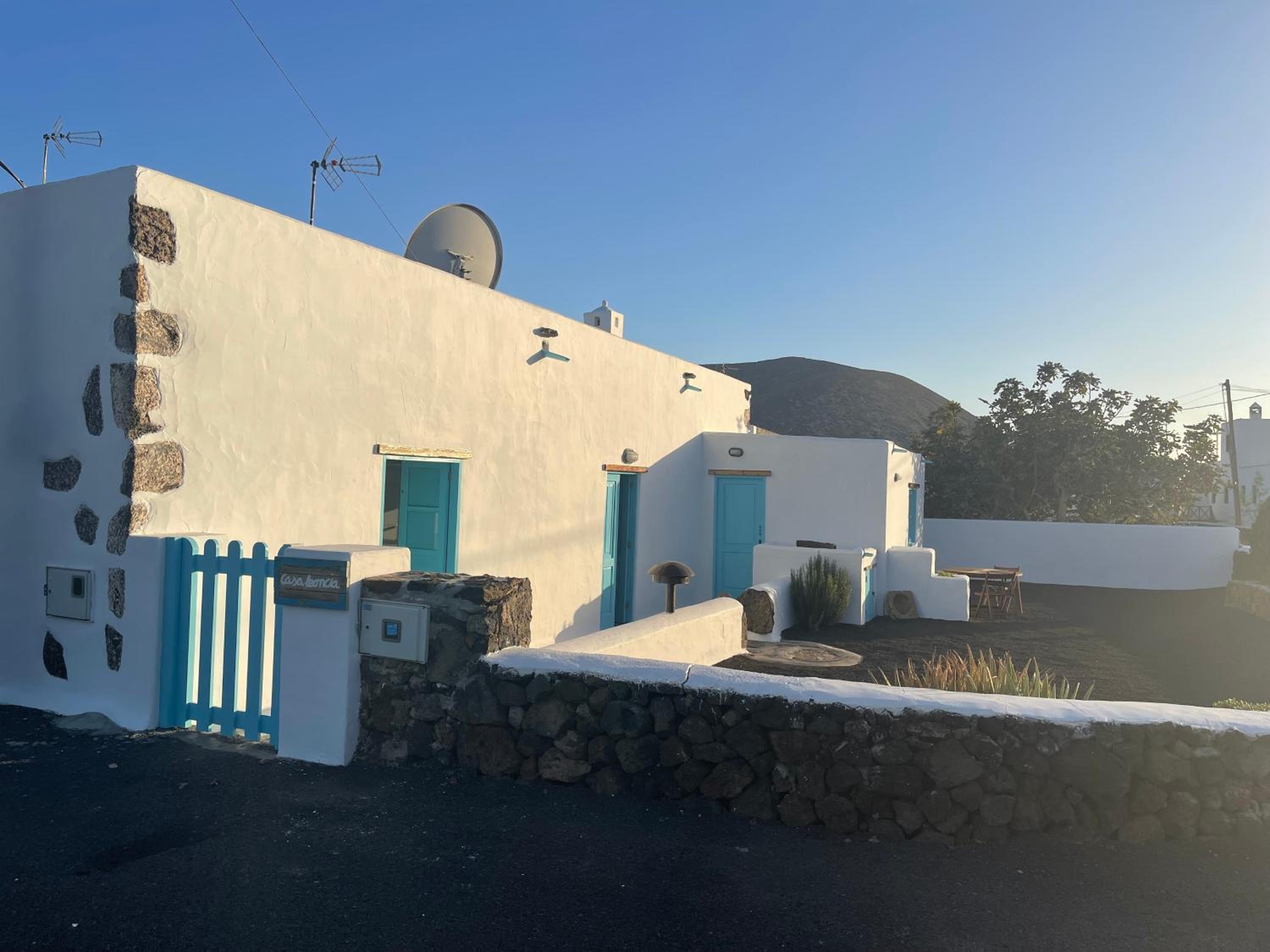 PETITE CASA LEONCIA
