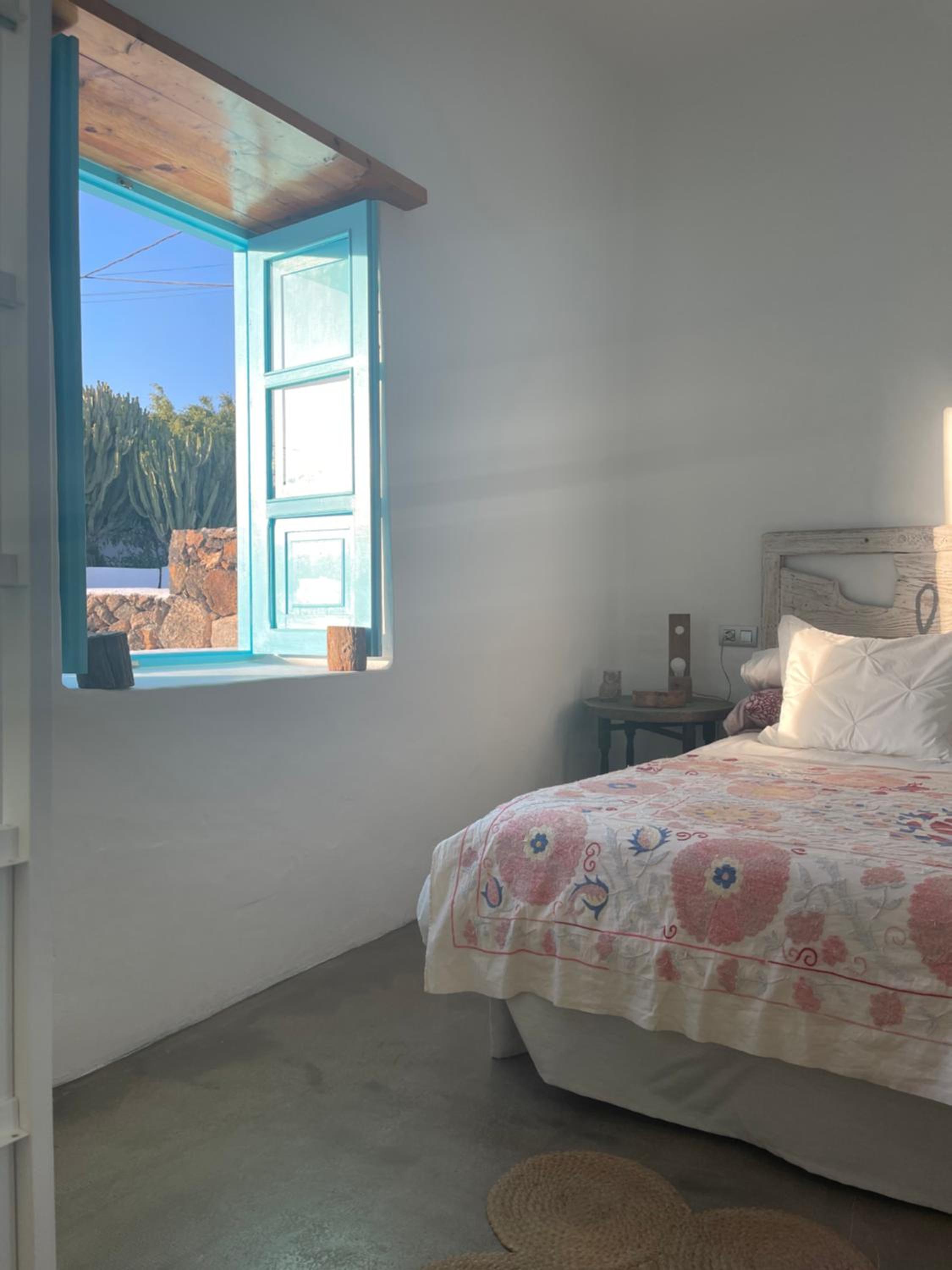PETITE CASA LEONCIA