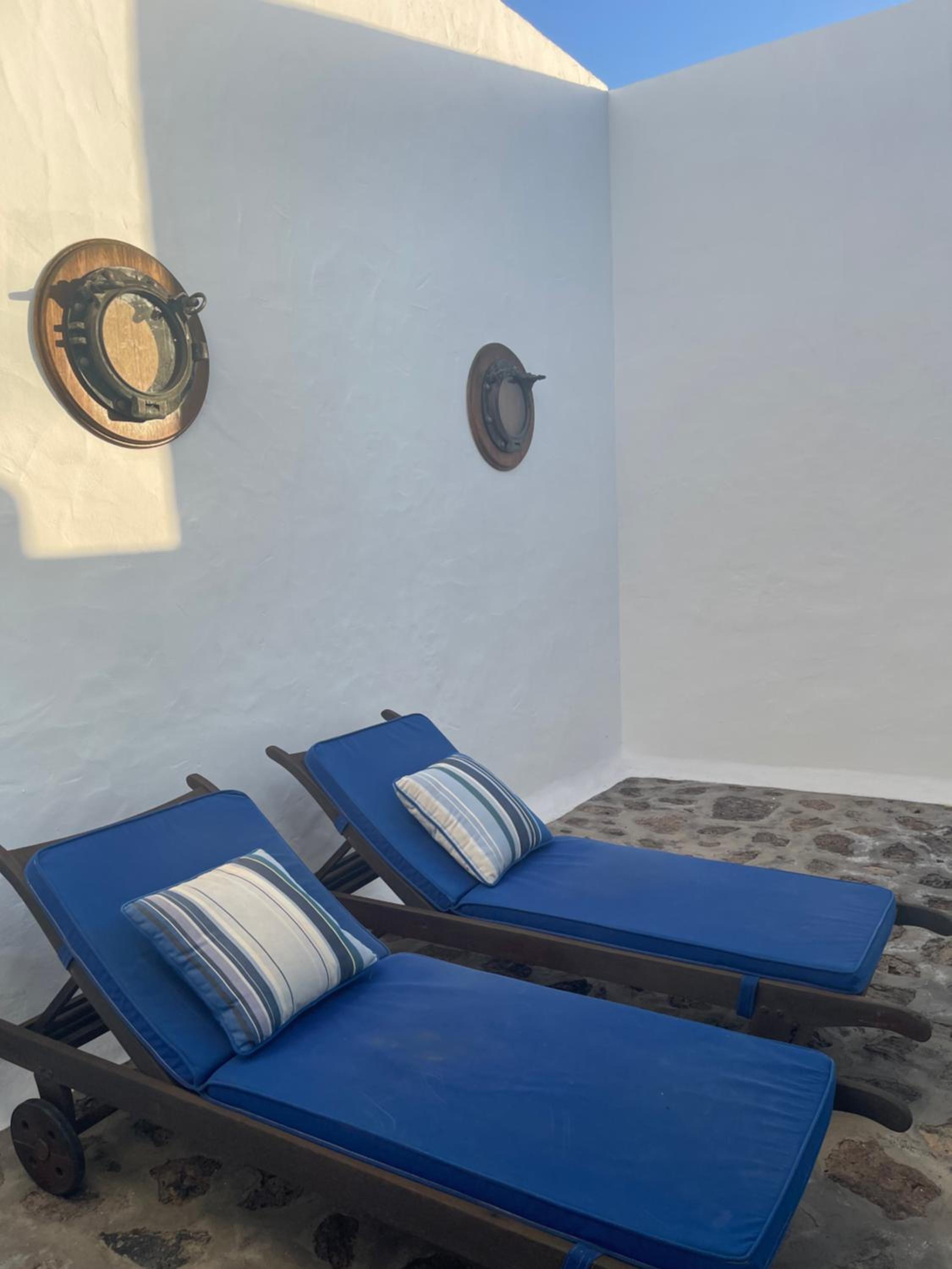PETITE CASA LEONCIA