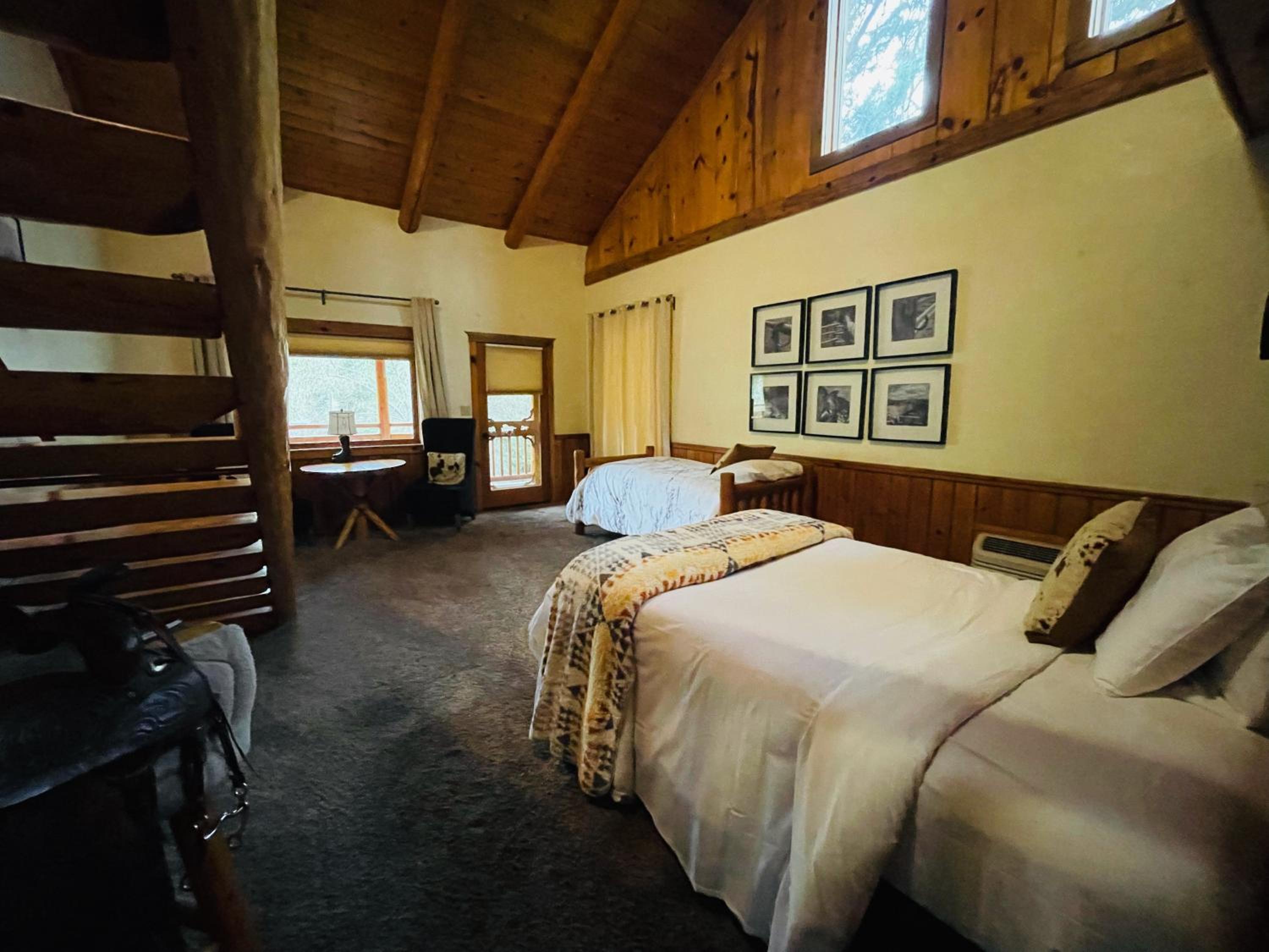 The Lindsay Lodge - Property Image 39