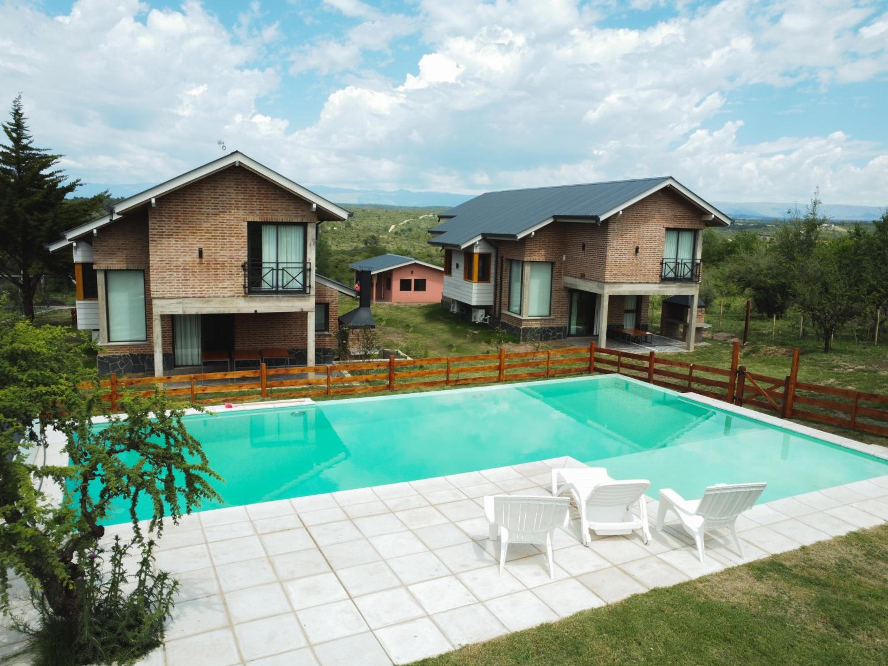 Pentagrama, casas de campo