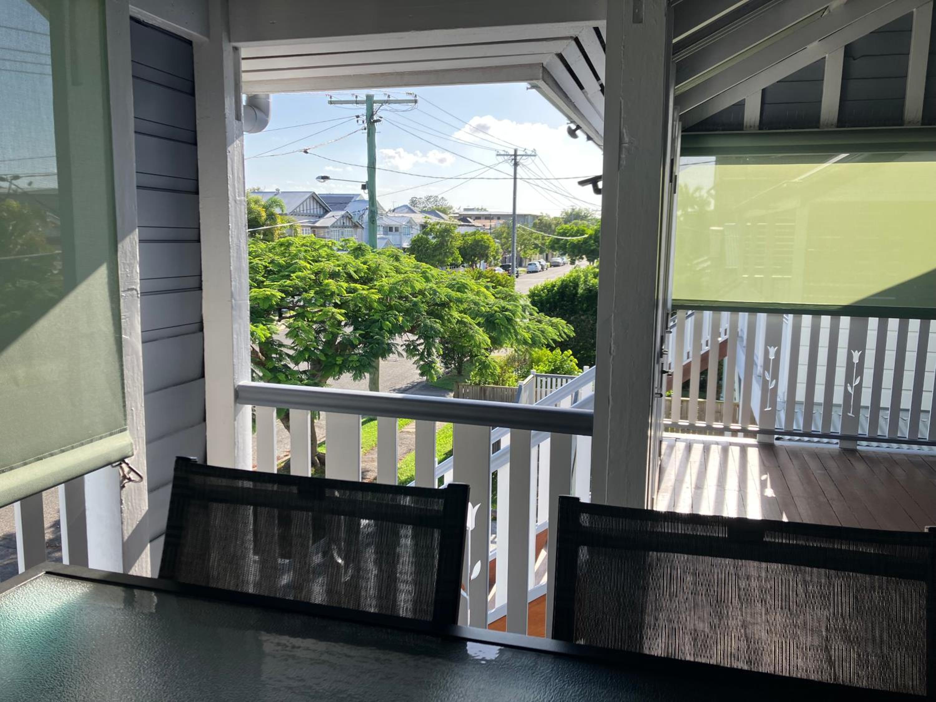 Brisbane Vacations - Old Queensland Charm Entire upper level - Property Image 19