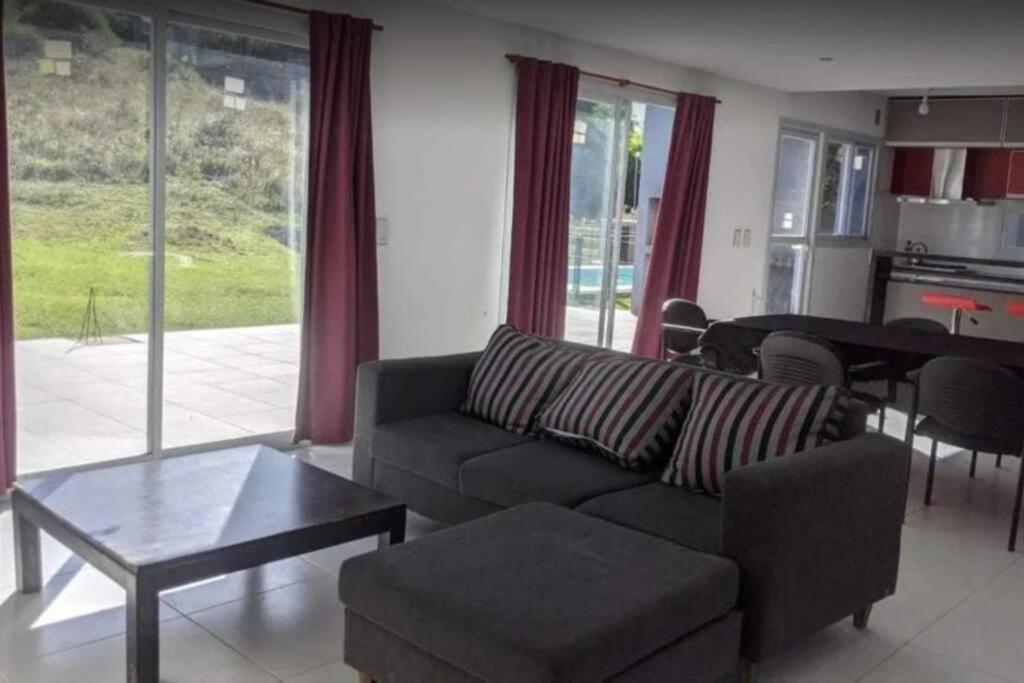 Hermosa casa en Lomas Del Rey
