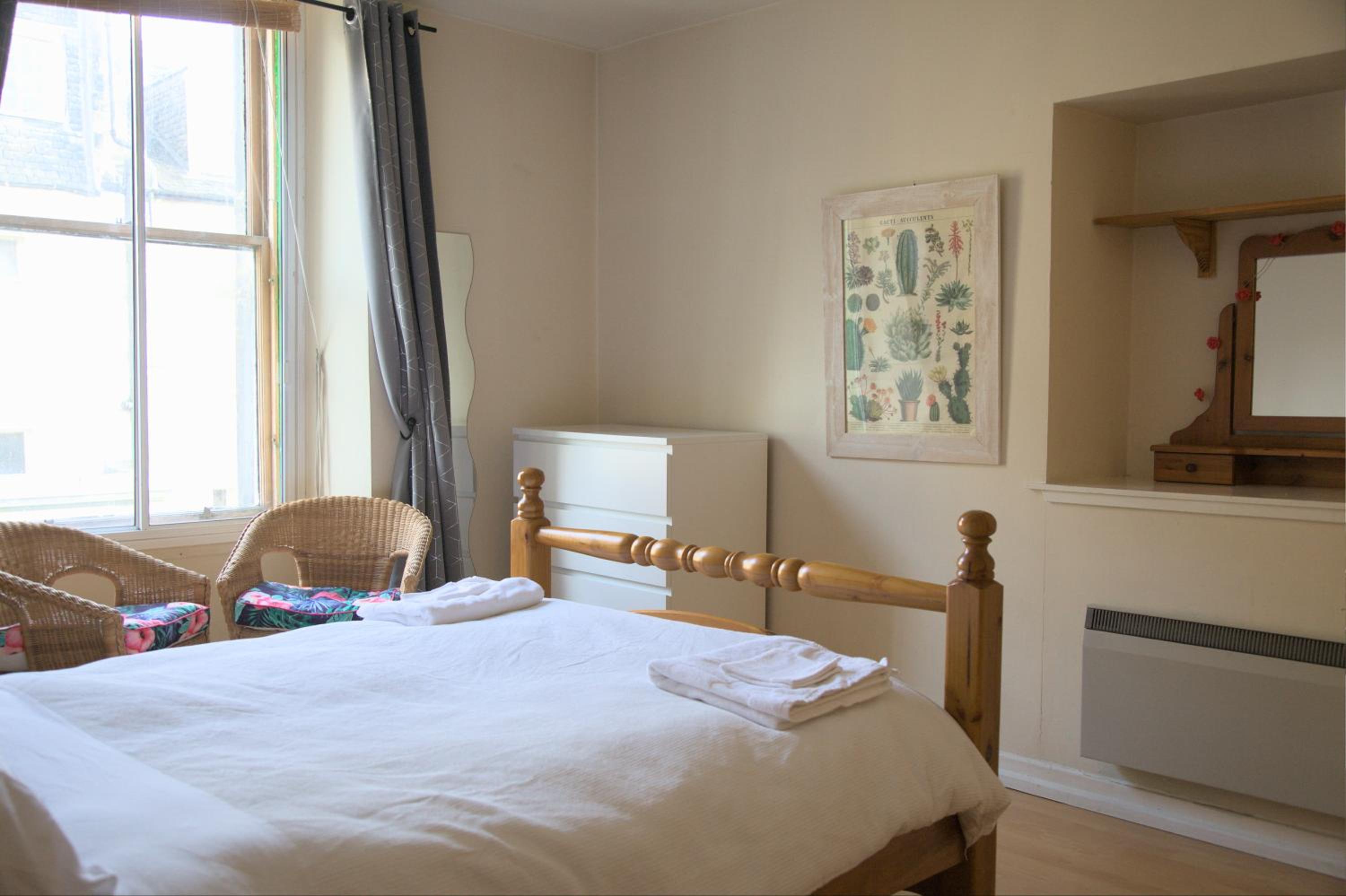 Cosy n Comfy Flat in Historic Heart of Edinburgh view 3