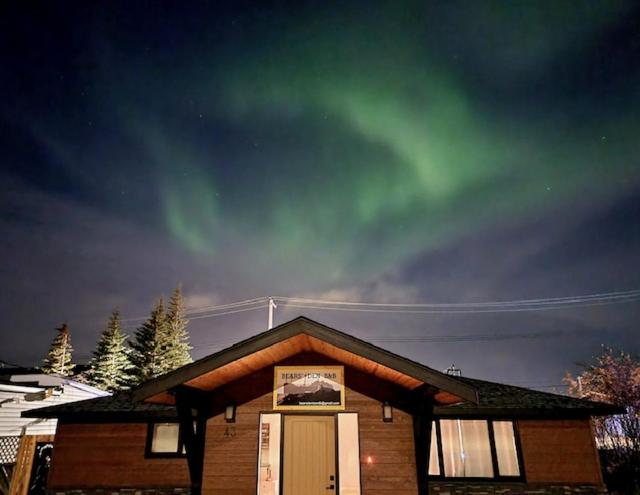 Bears Den Guest House