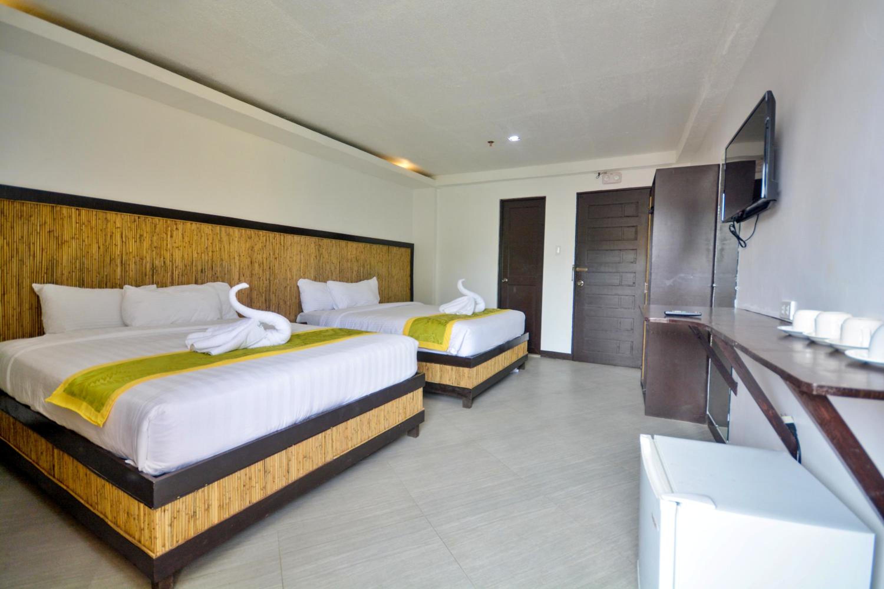 Bamboo Beach Resort & Restaurant