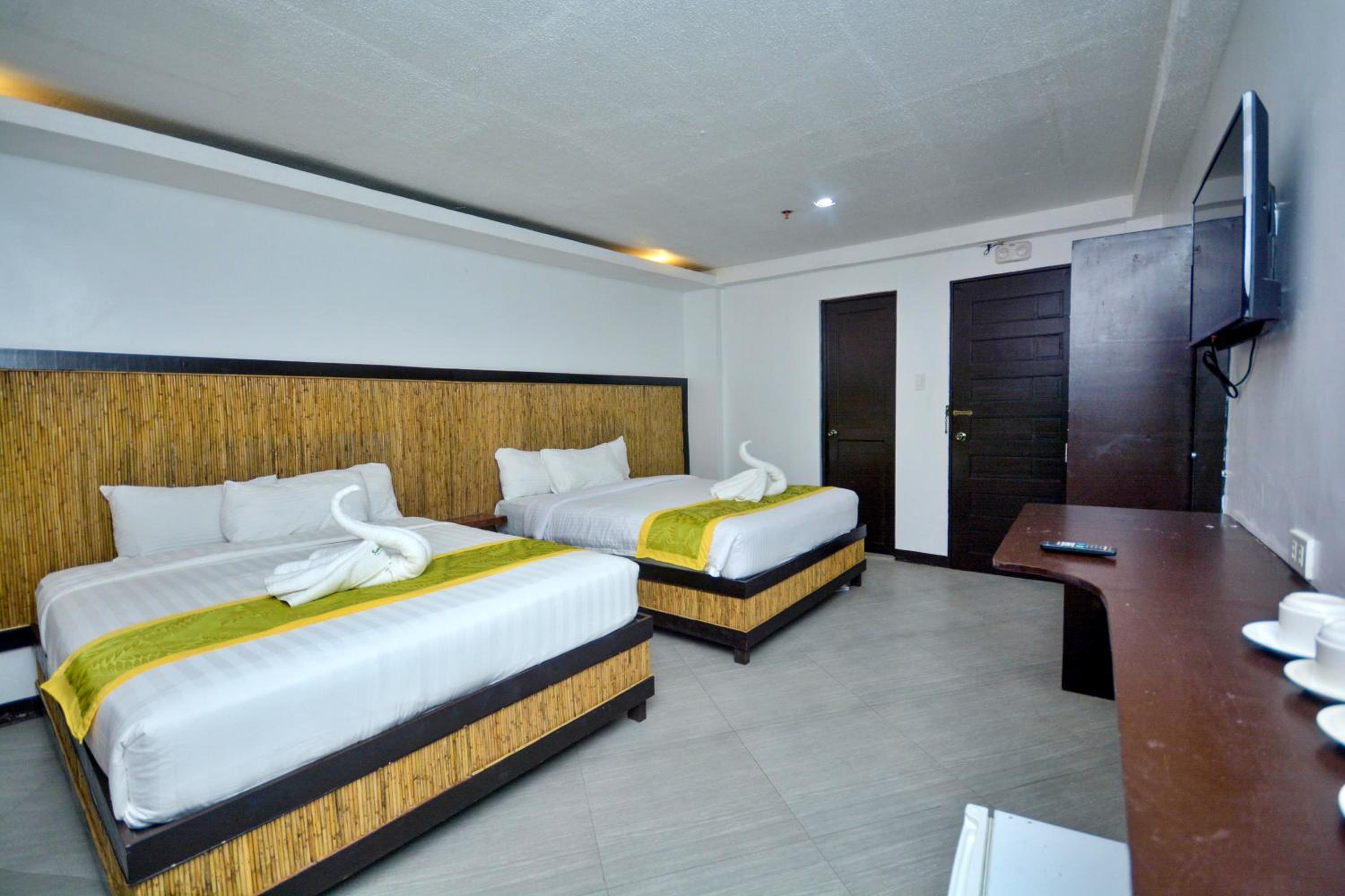 Bamboo Beach Resort & Restaurant