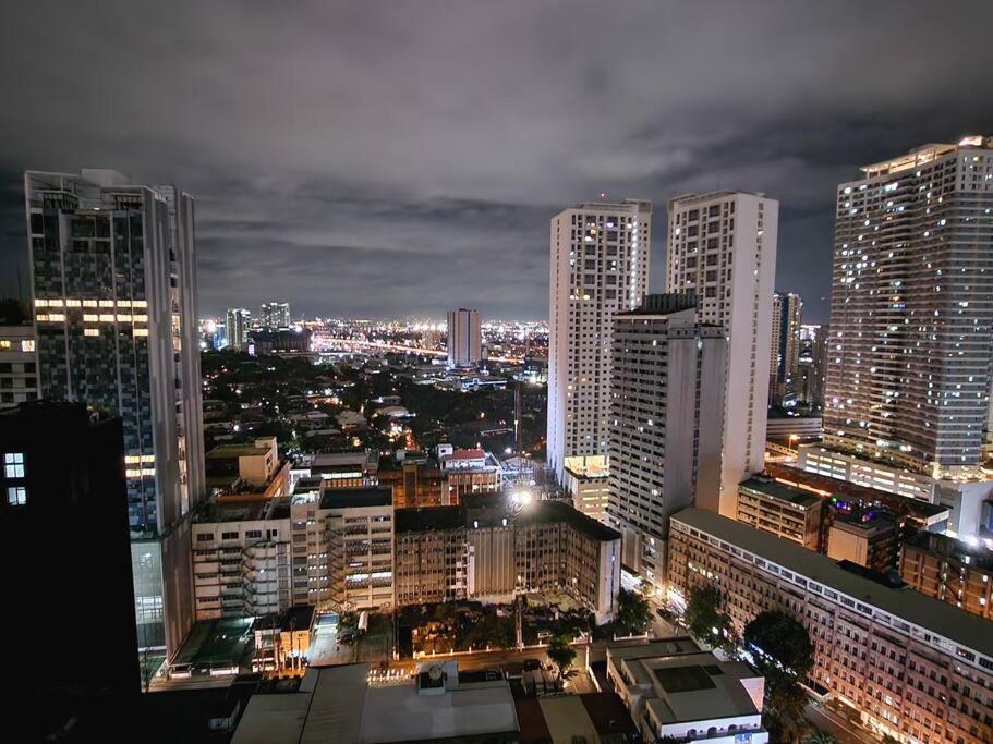 Cosy Studio with Balcony near Greenbelt photo 2