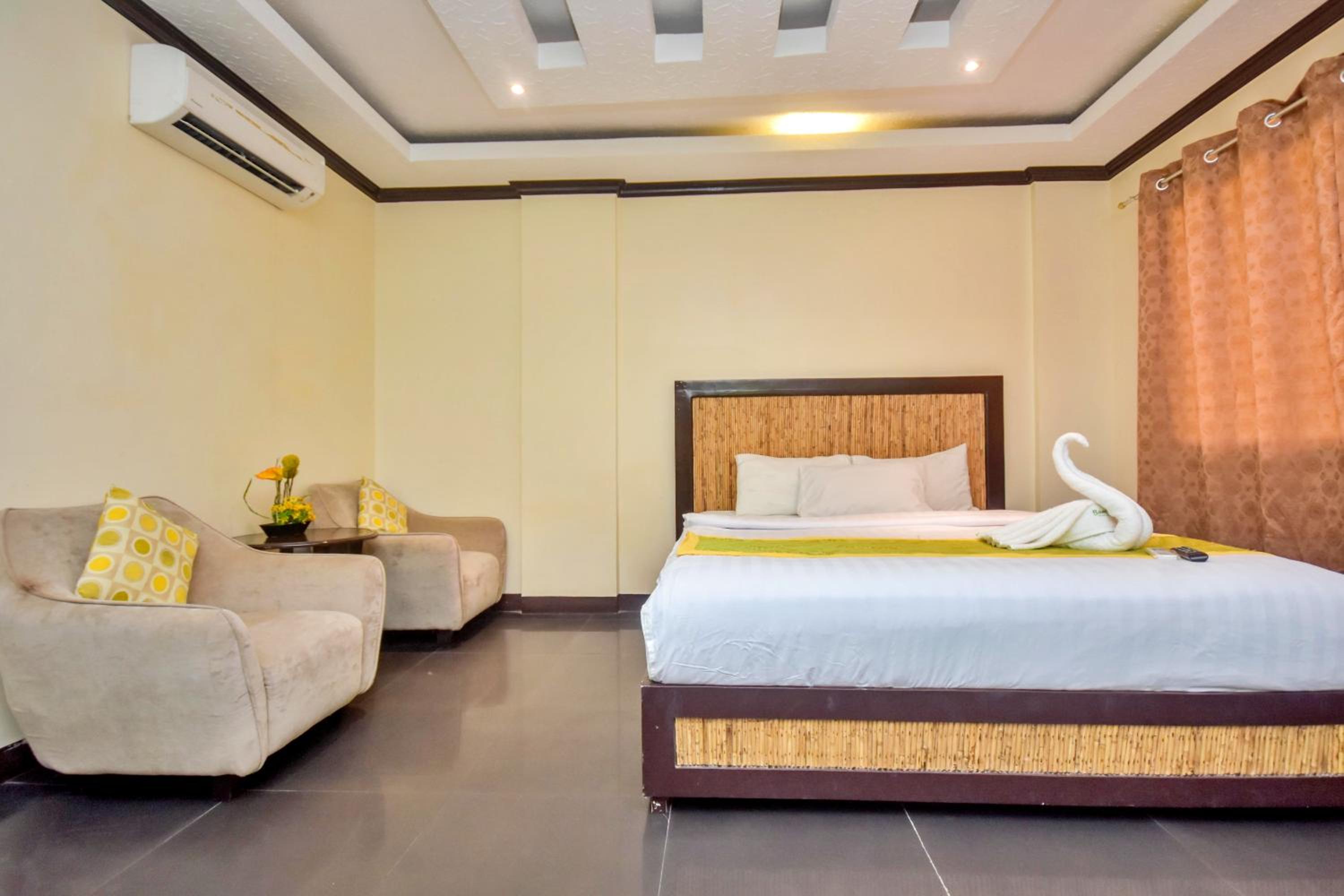Bamboo Beach Resort & Restaurant