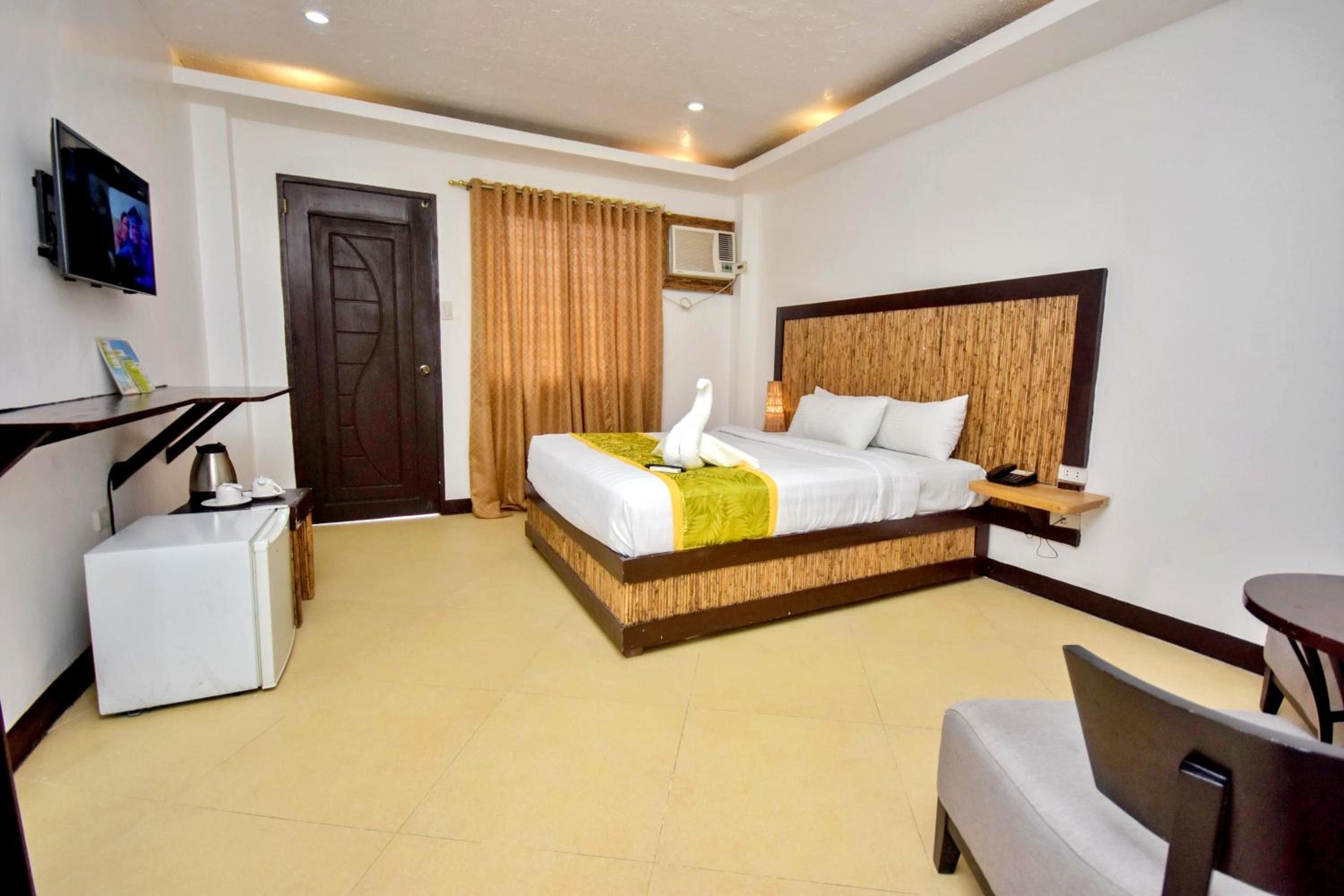 Bamboo Beach Resort & Restaurant