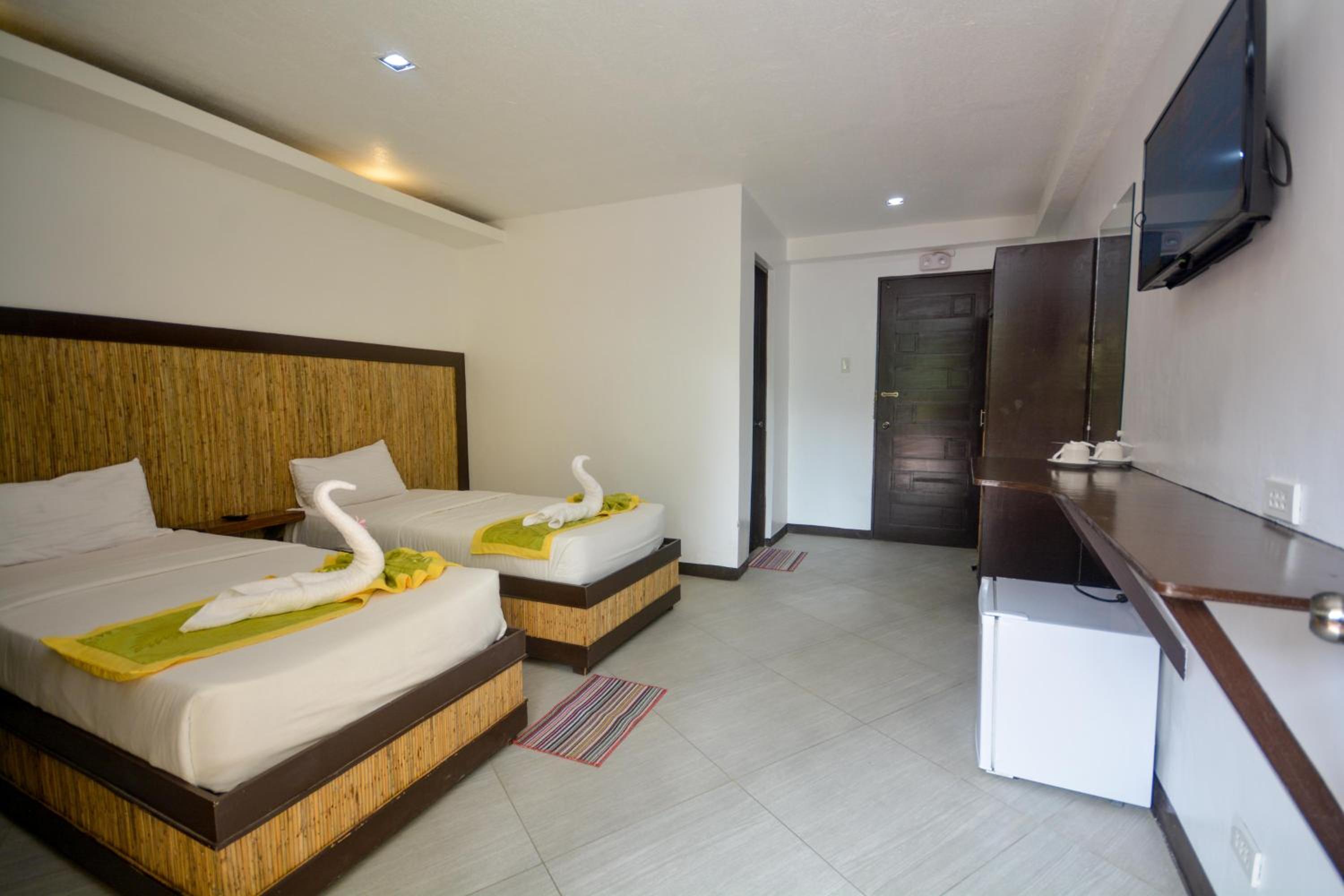 Bamboo Beach Resort & Restaurant