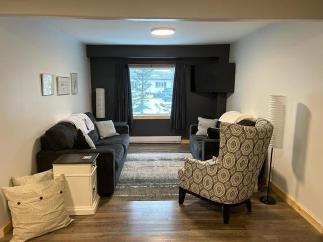 Bears Den Guest House II