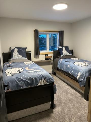 Bears Den Guest House II