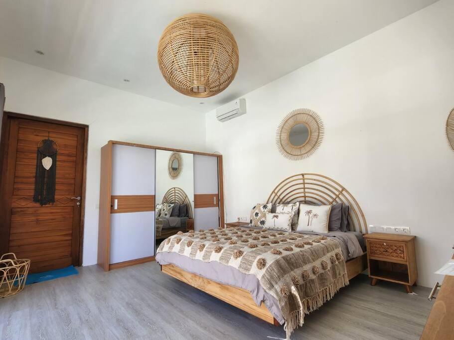 Rumah Tara Modern 3 bedroom pool and garden villa in Gili Air
