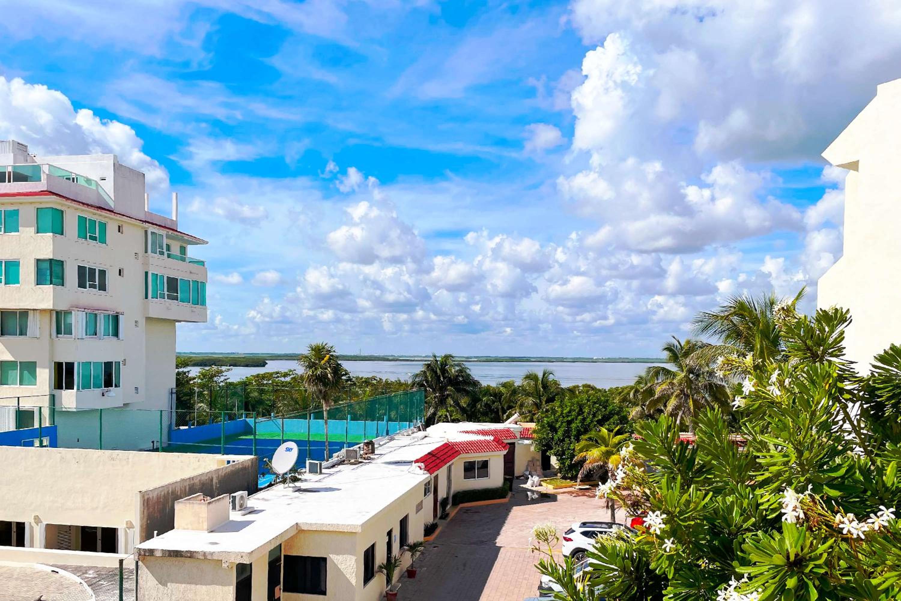 Renovated Studio in Cancun Beach at the Hotel Zone