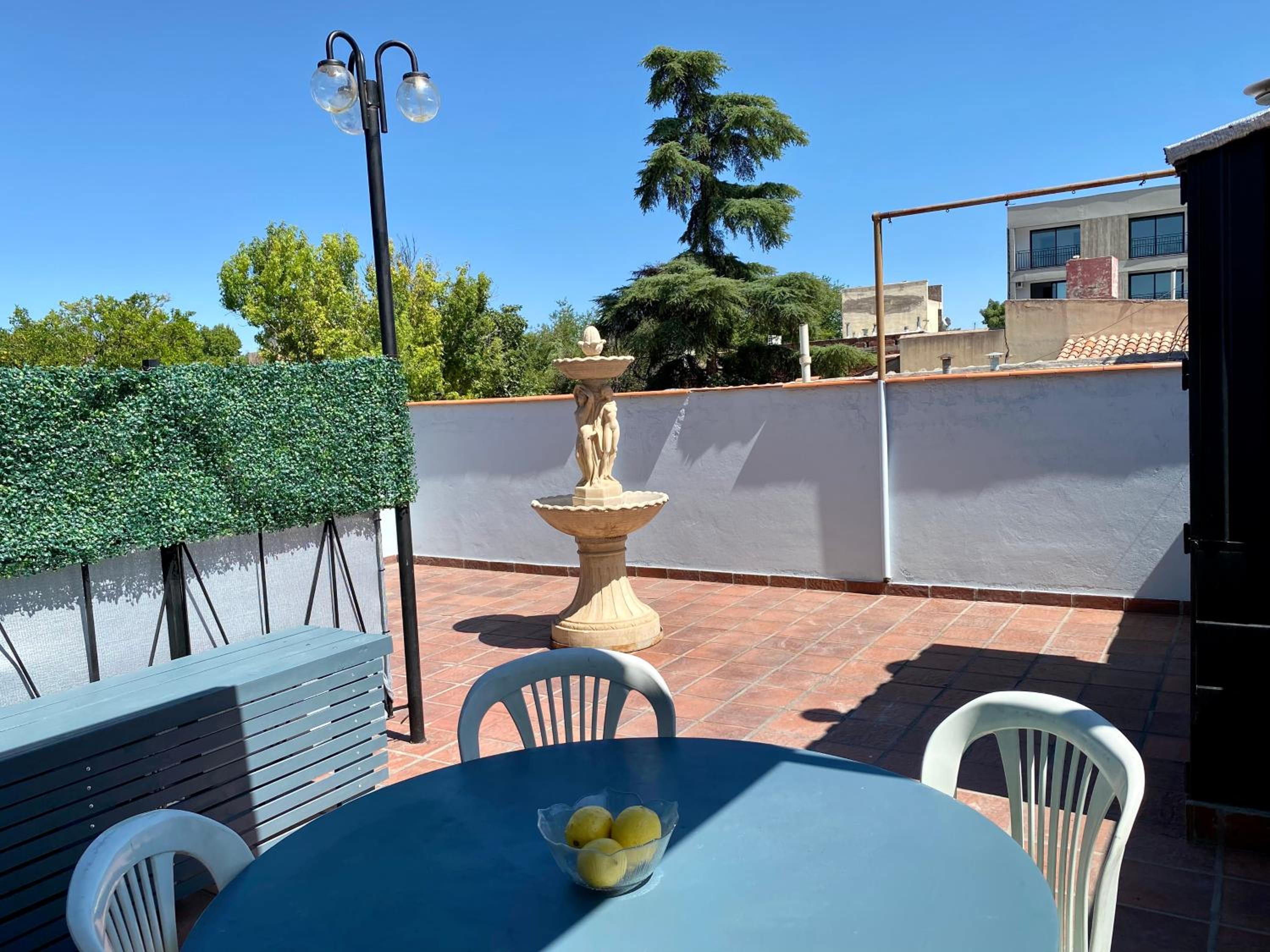Departamento Excelente Ubicación Zona Arístides y Parque N5