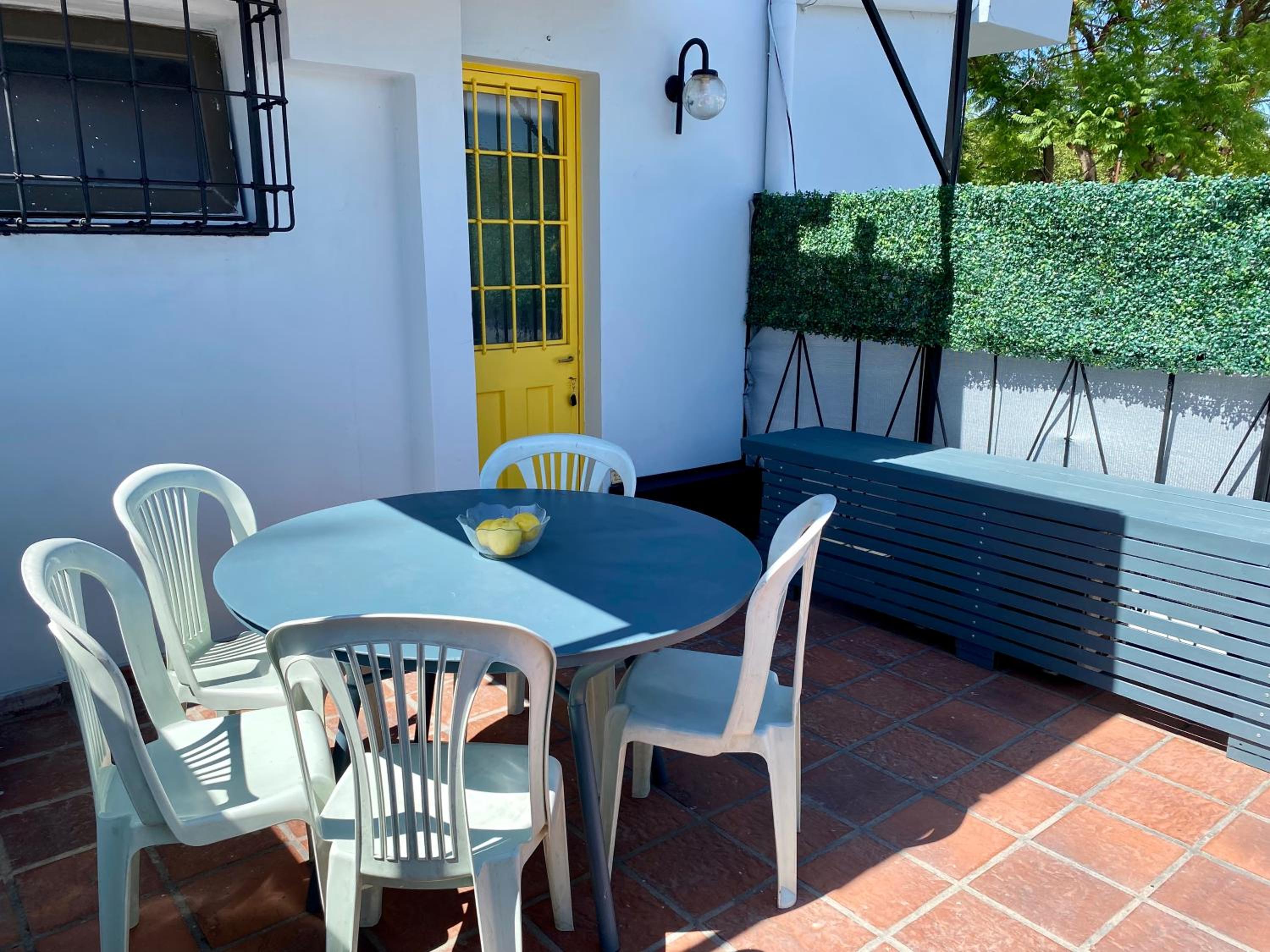 Departamento Excelente Ubicación Zona Arístides y Parque N5