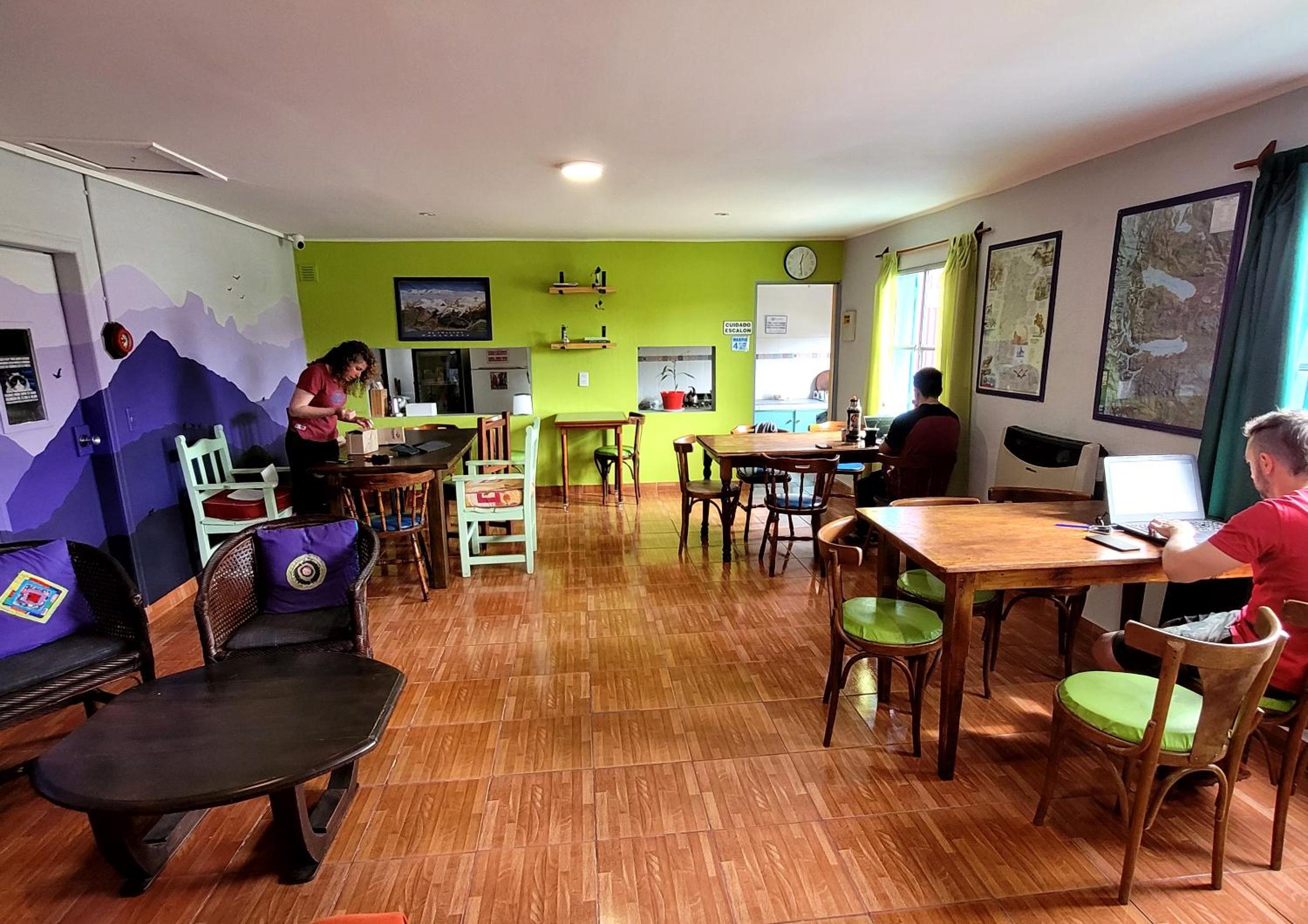 Lago Argentino Hostel