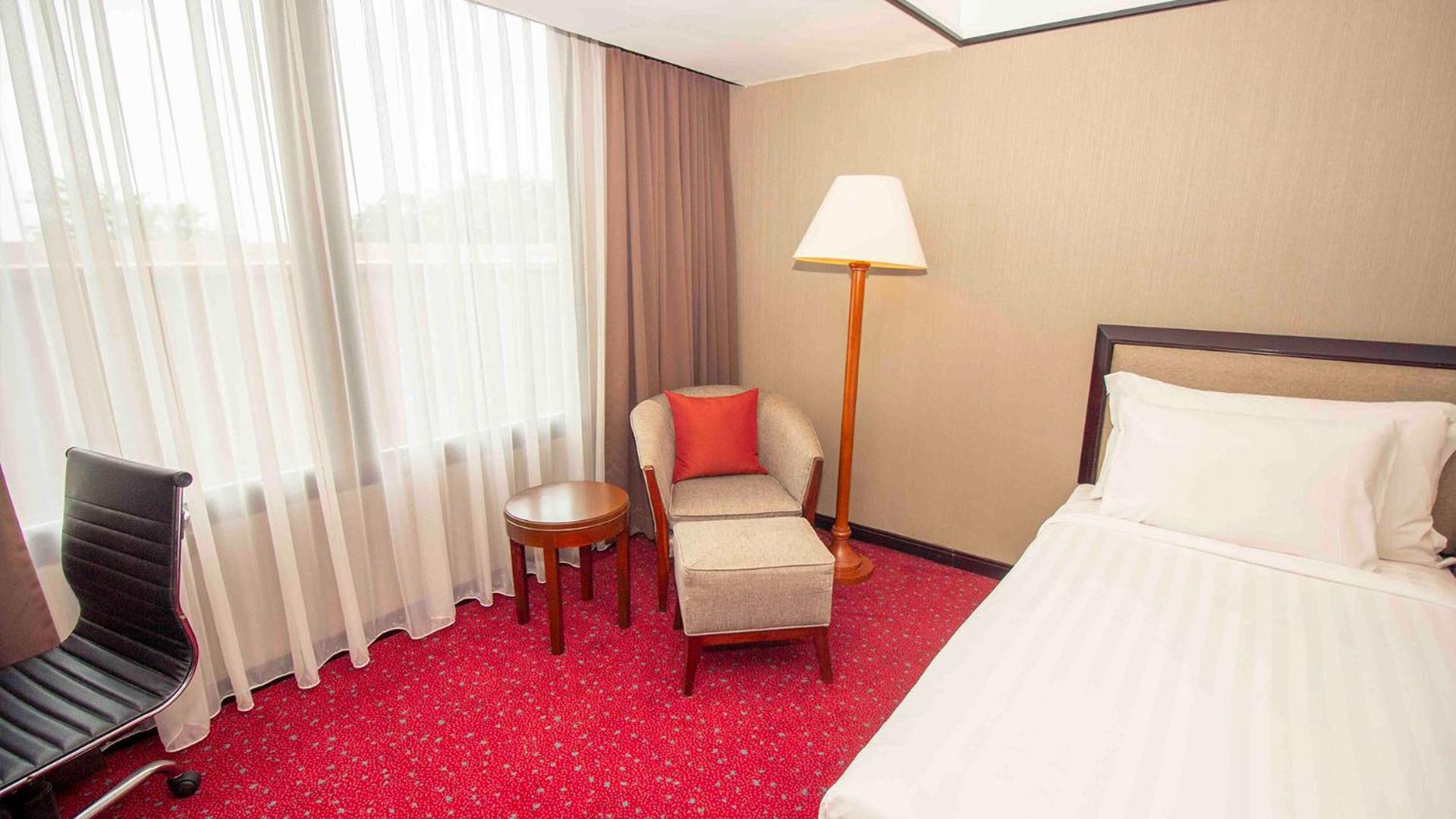 Redtop Hotel & Convention Center