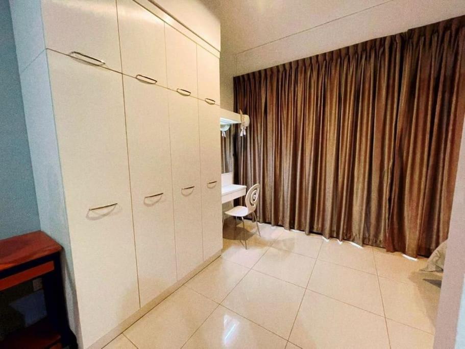 Mount Austin #Palazio A2 Pool view 1-2Pax #MSPro