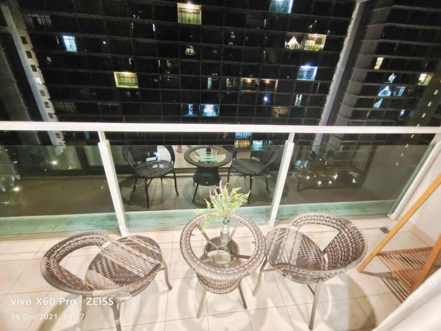 Mount Austin #Palazio B2 Pool view 1-3Pax #MSPro