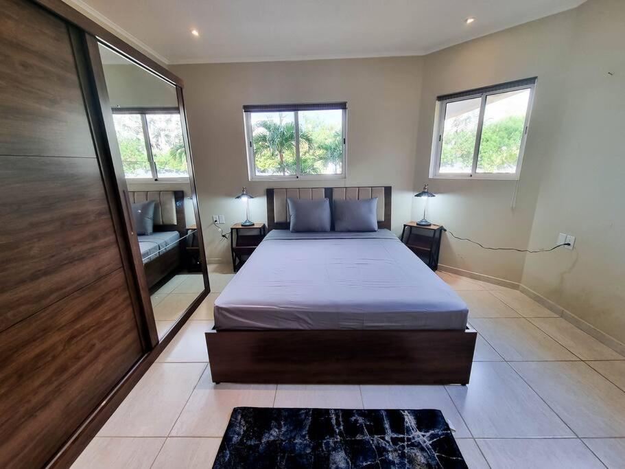 Villa With Pool and Sea View