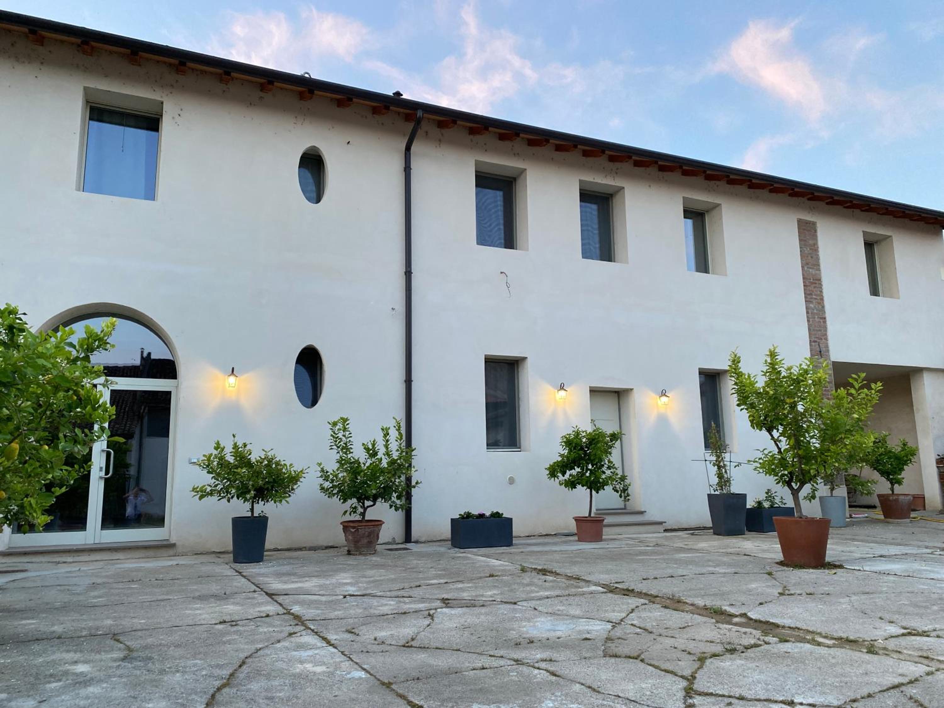 FORESTERIA LOMBARDA BED and BIKE CREMONA view 2