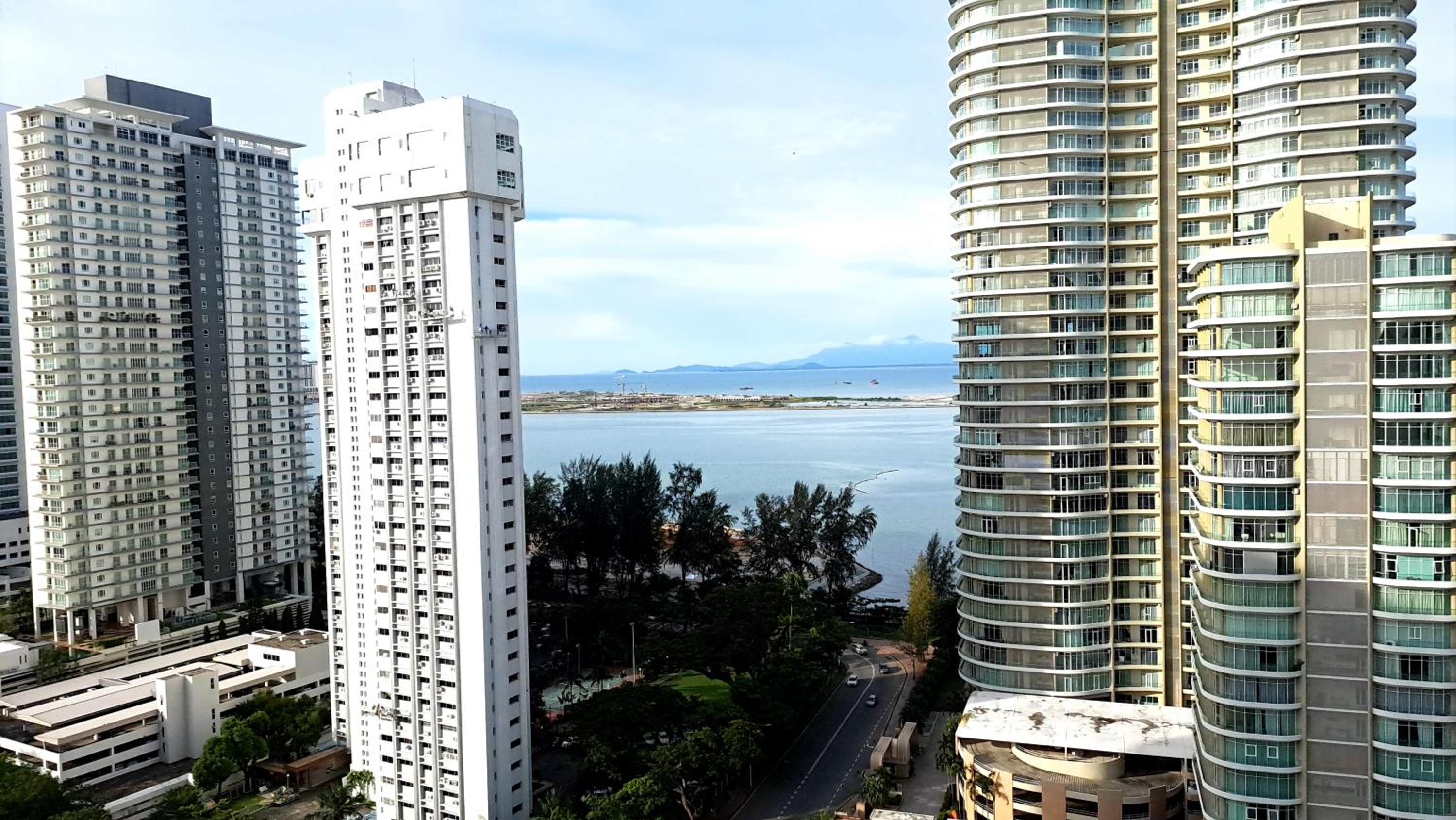 Mansion One Entire House 4 QueenBeds - Spacious Balcony Seaview