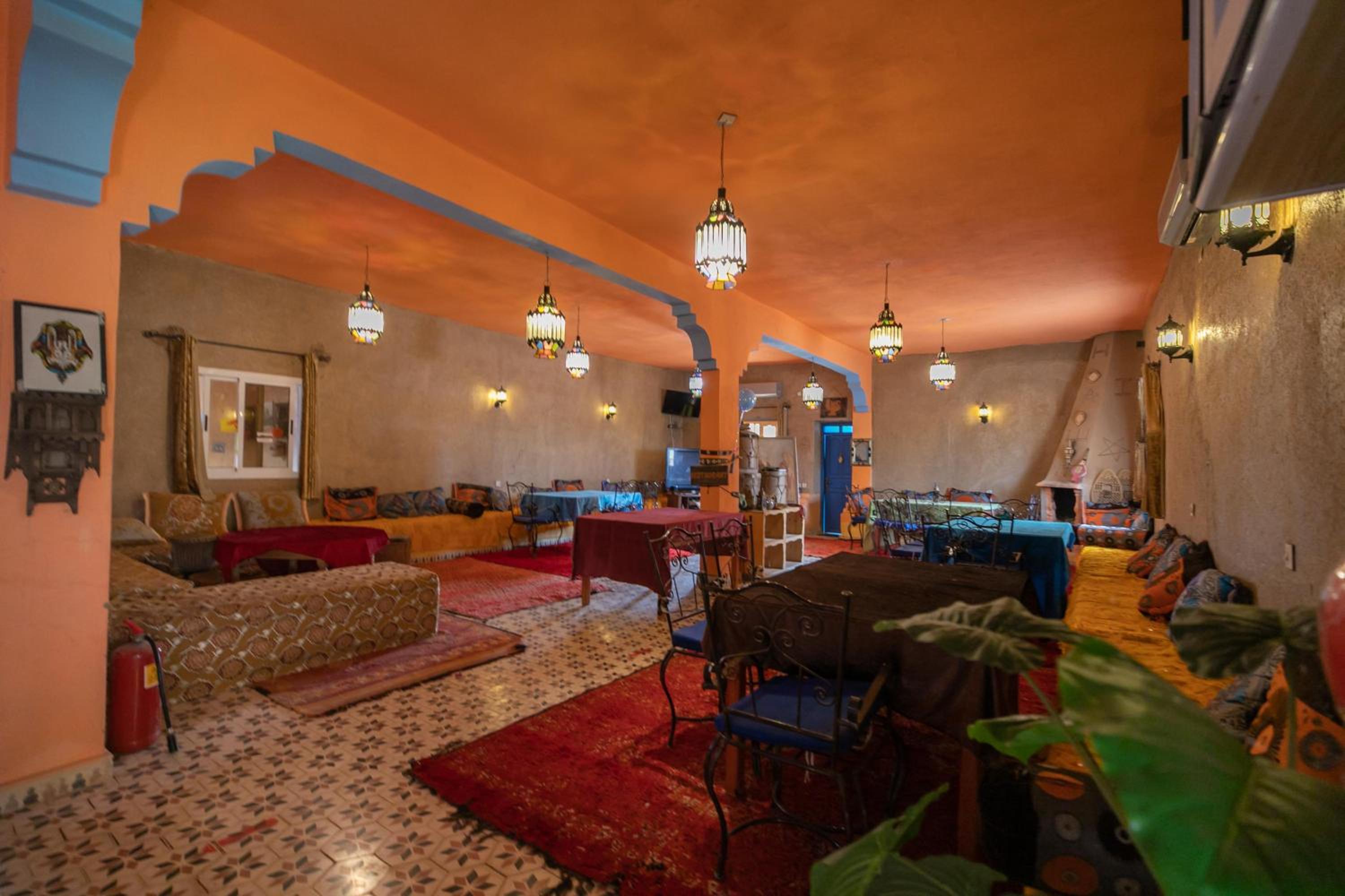 lounge