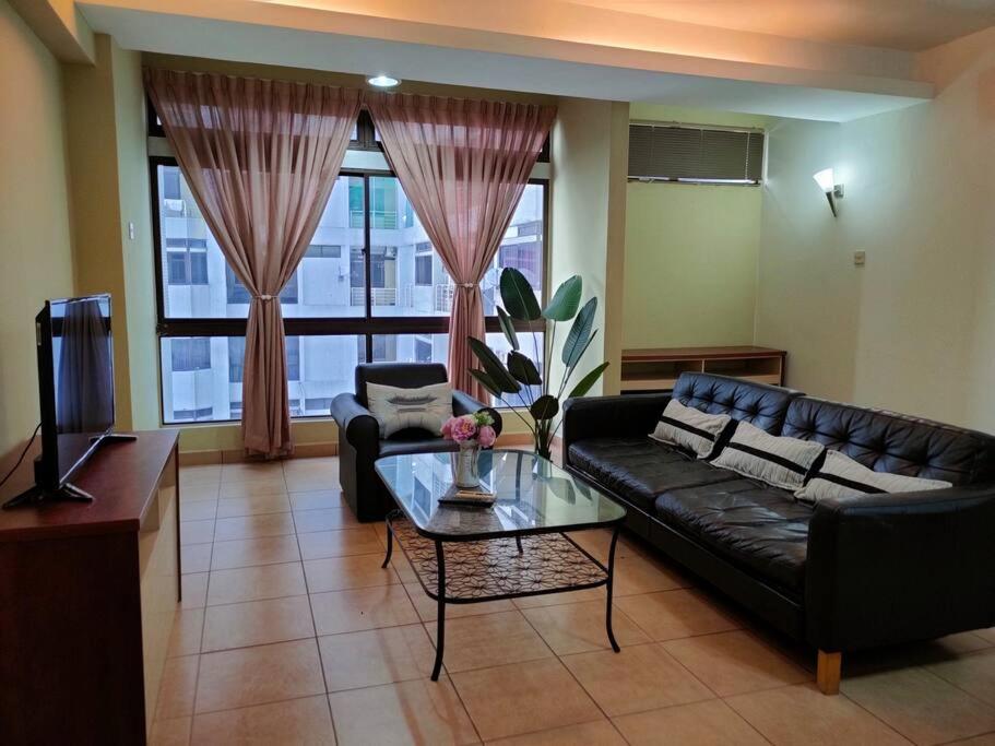 Pavilion Fahrenheit 88 Bukit Bintang 3 bedrooms
