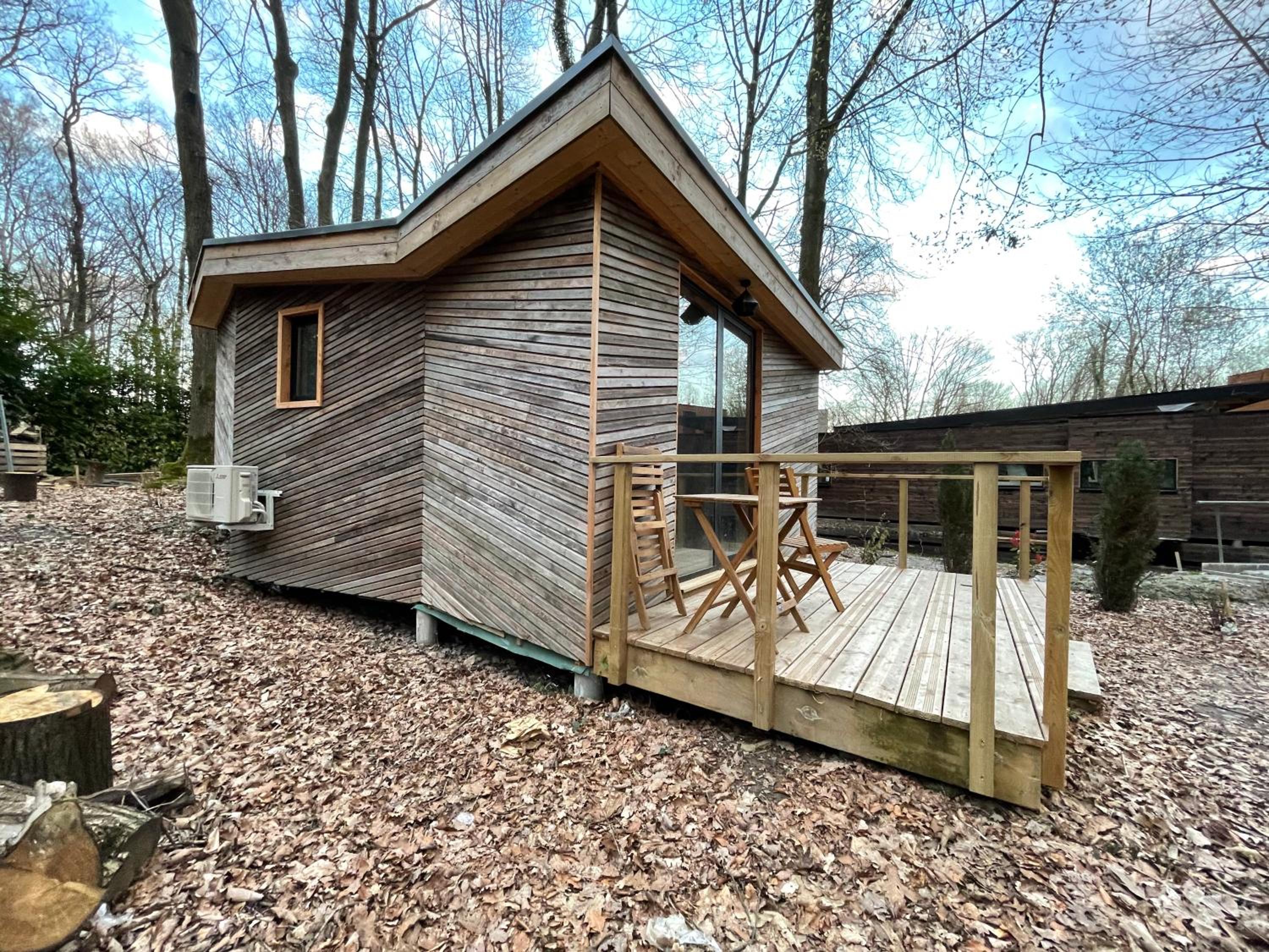 Utopia Village - Art & Nature Lodges