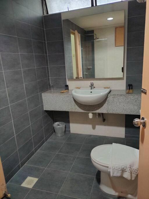 Pavilion Fahrenheit 88 Bukit Bintang 3 bedrooms