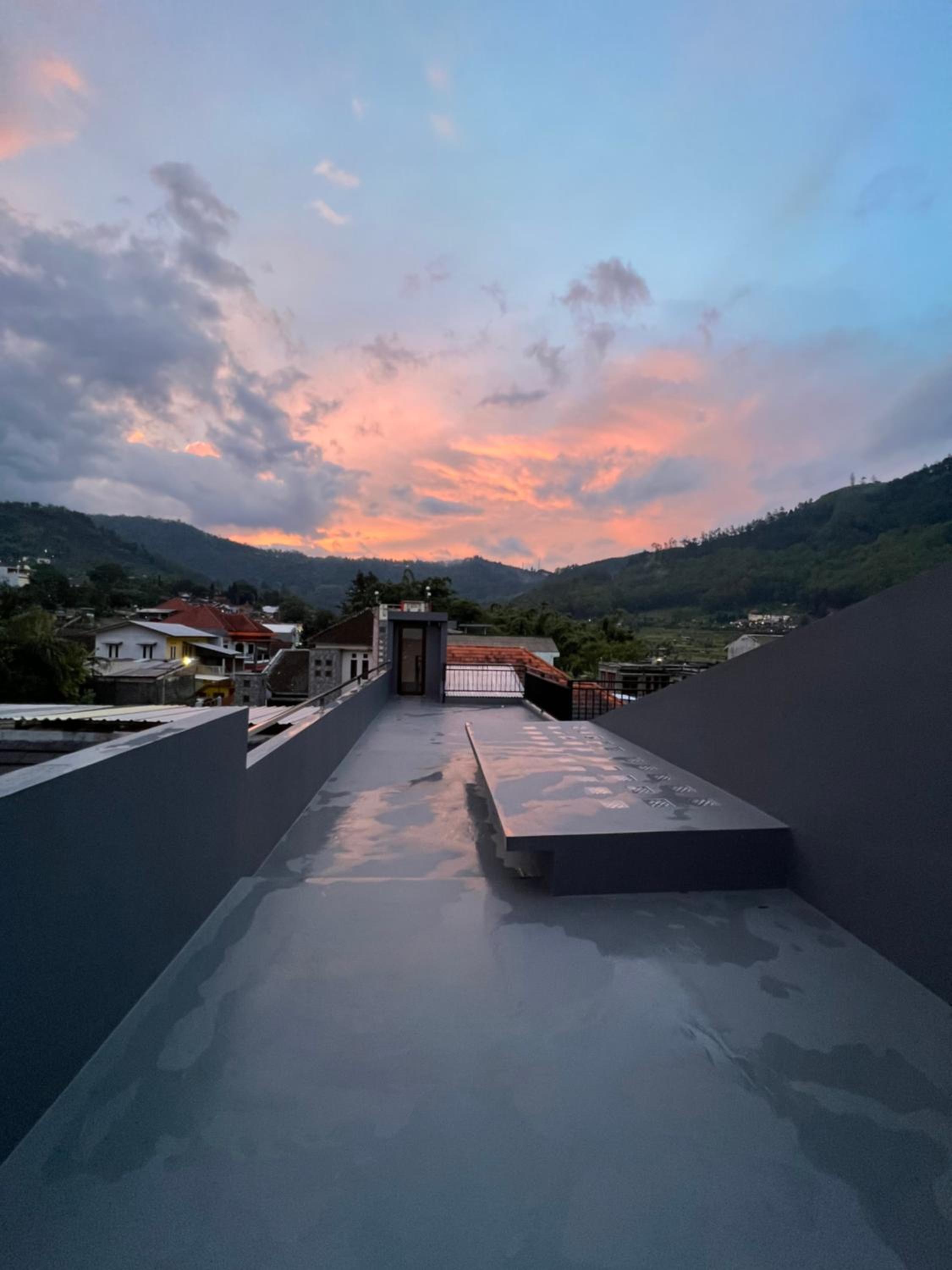 Sudji's House view 4
