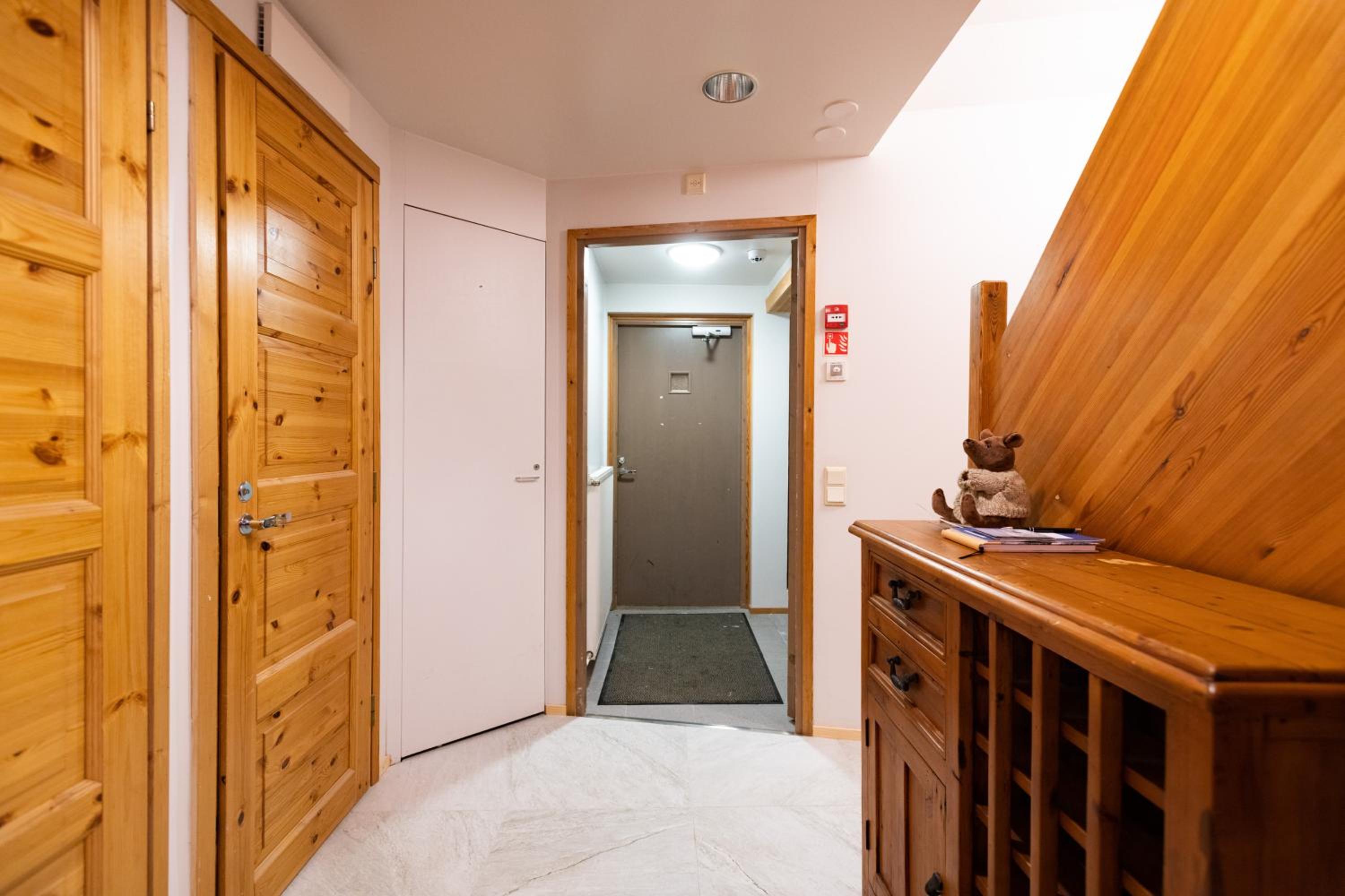 HolySuites 1 "Roggenecke" - Cosy Slope Side Apartment with Scenic Views in Pyhä Ski Resort view 3