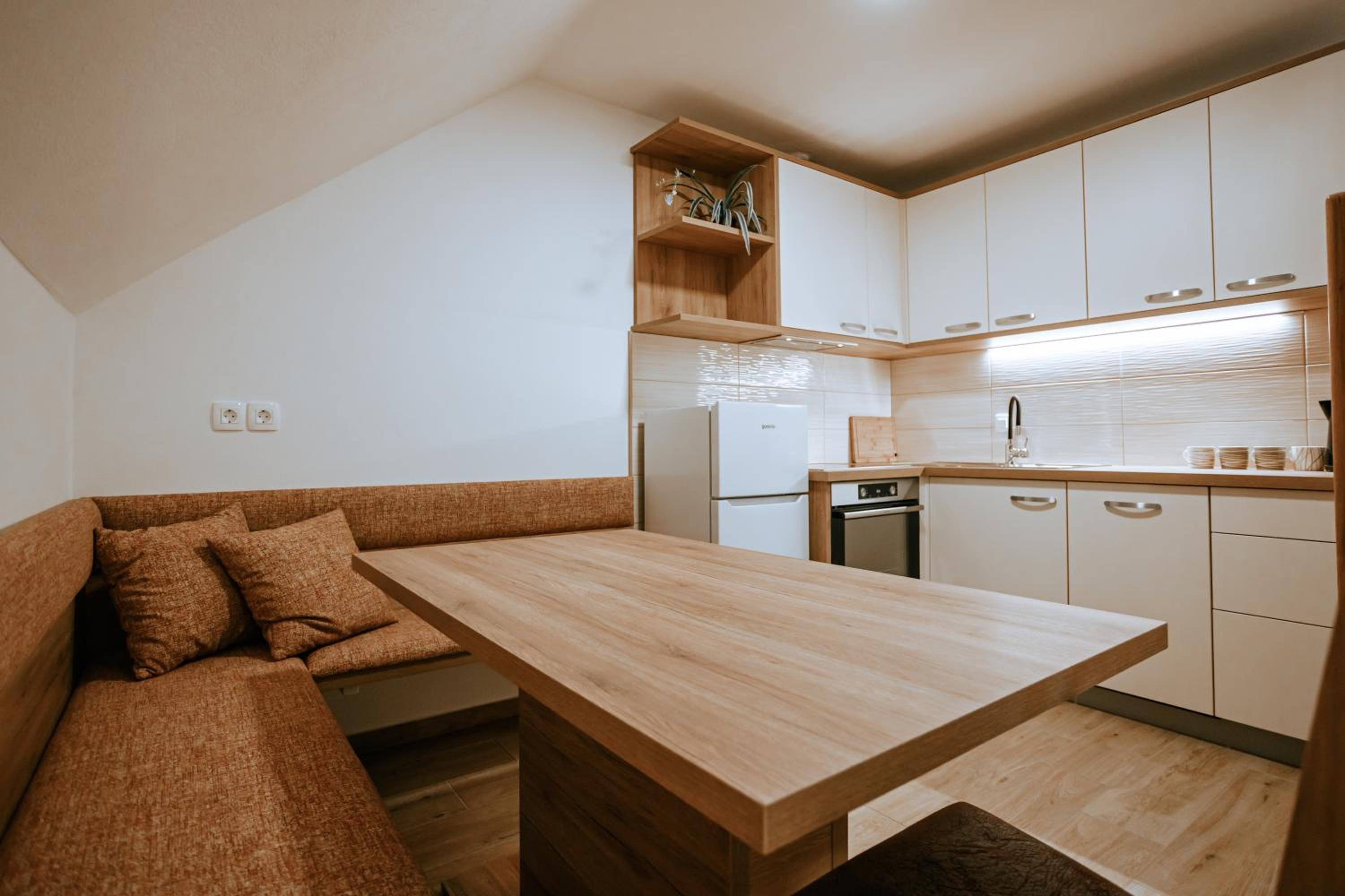 Apartments Čenda