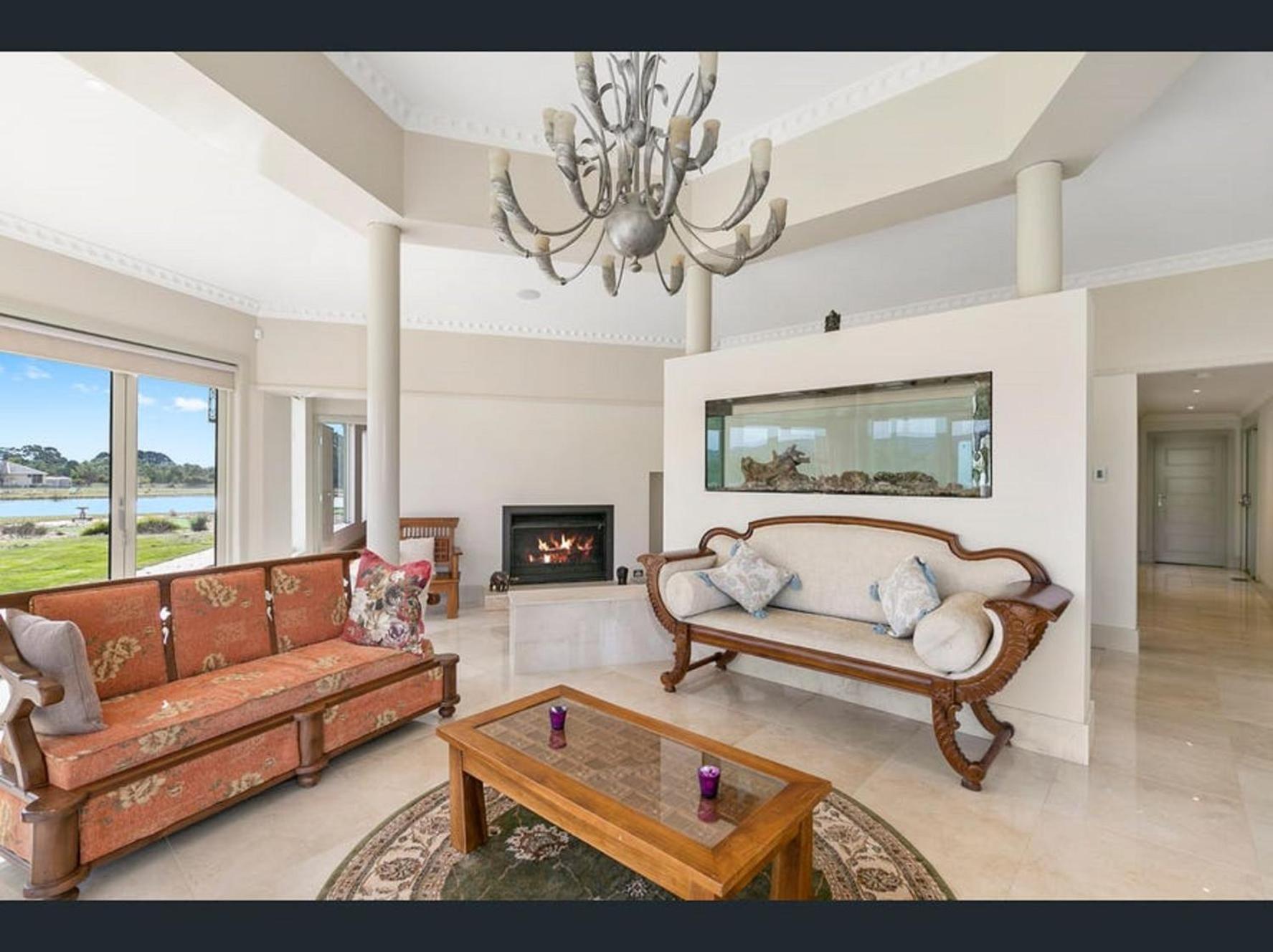 The Grand Manor