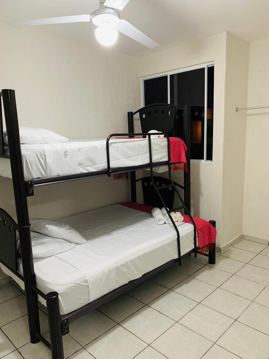 Departamento nuevo en Aldea Tulum, alberca e internet view 4