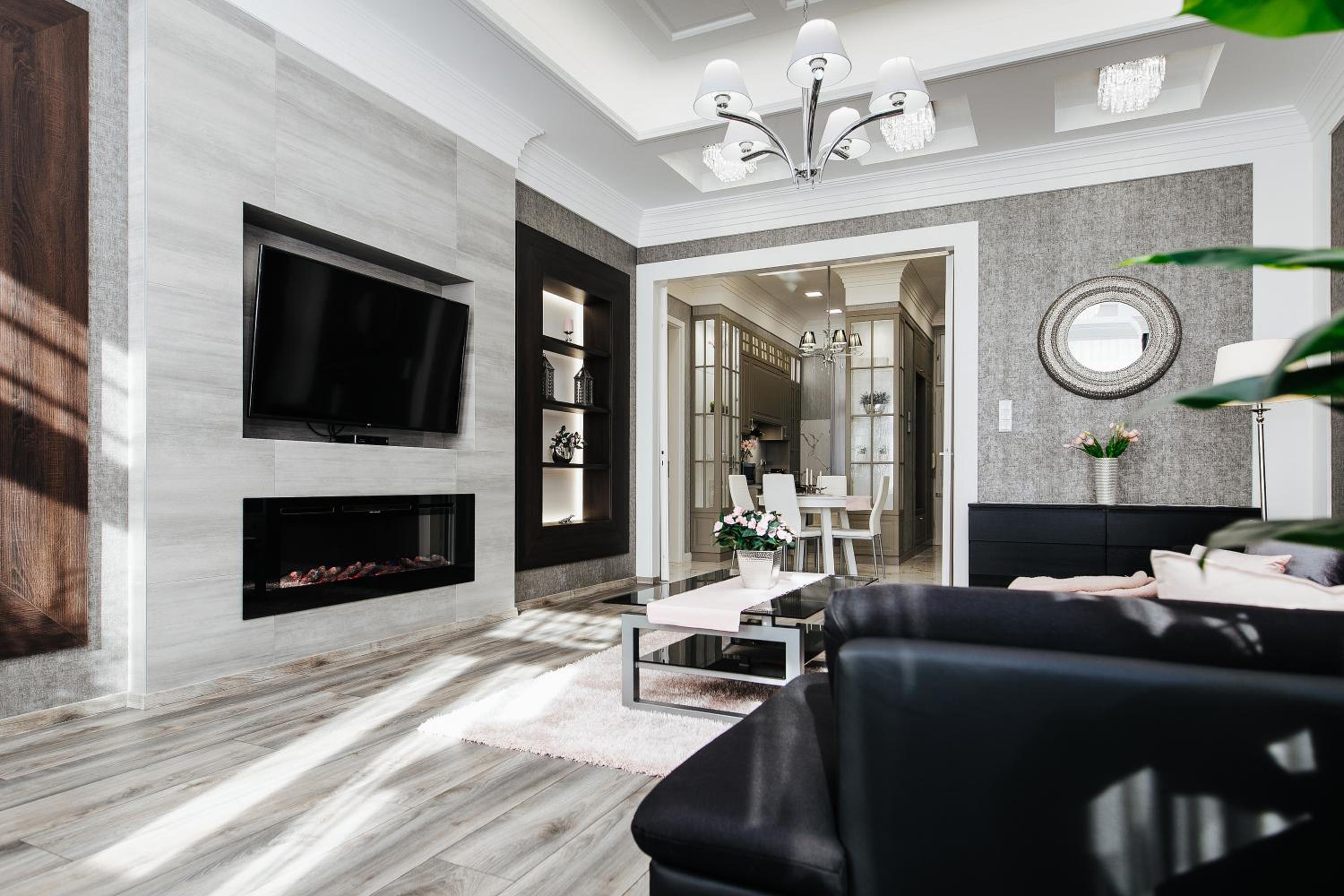 Parliament Square Apartment